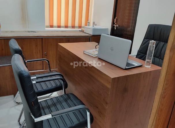 Consultation Room at Gahan Healthcare Kukatpally Hyderabad