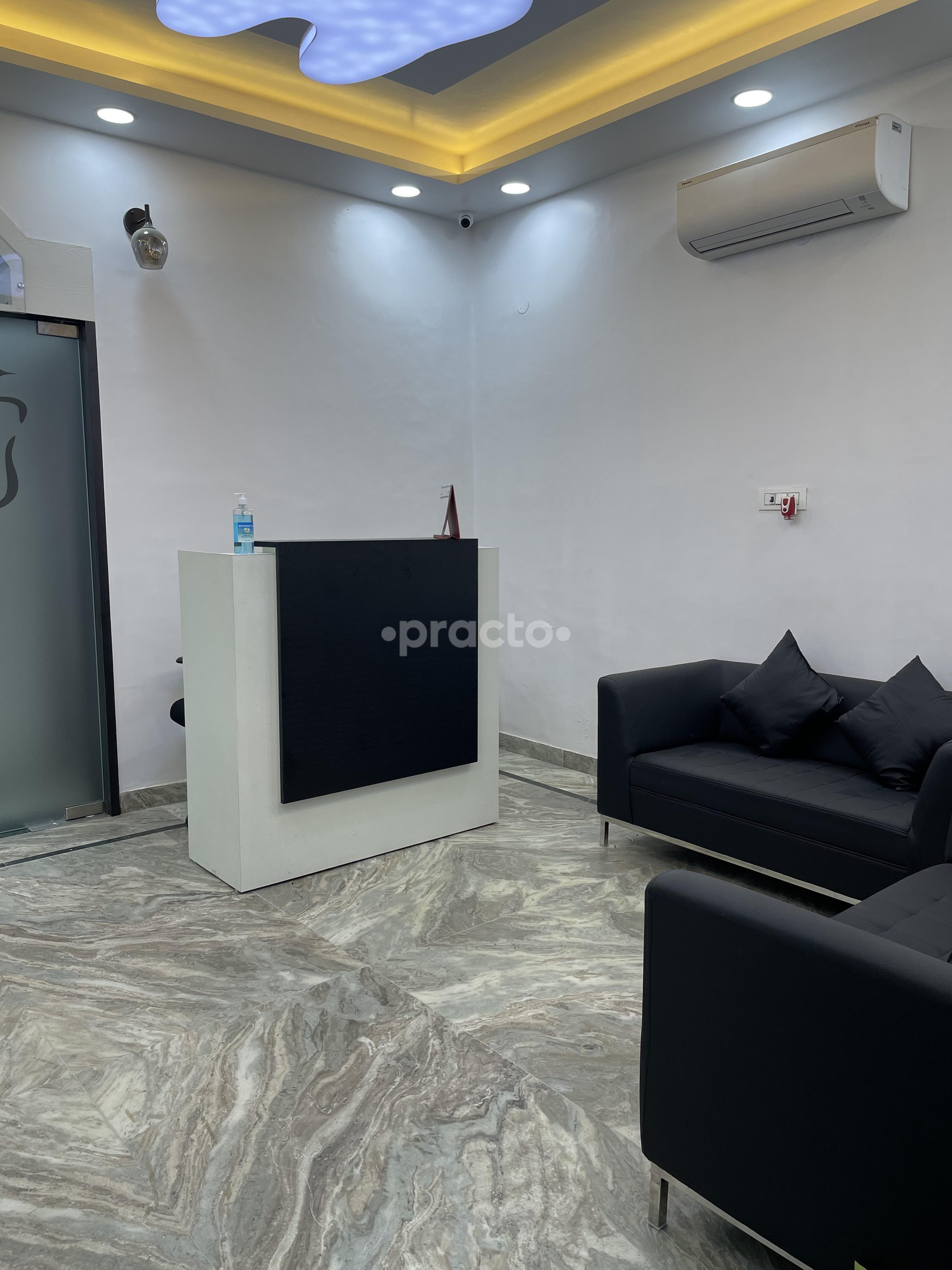 Reception Area at Dental Villa Gurgaon Sector 46 Gurgaon