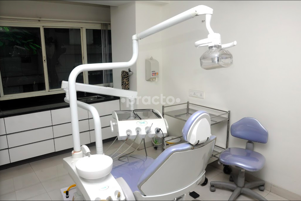 Consultation Room at Oswal Dental and Oral Surgery Clinic Camp Pune