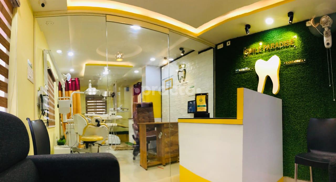 Reception Area at Smile Paradise Dental Clinic Balusseri Kozhikode