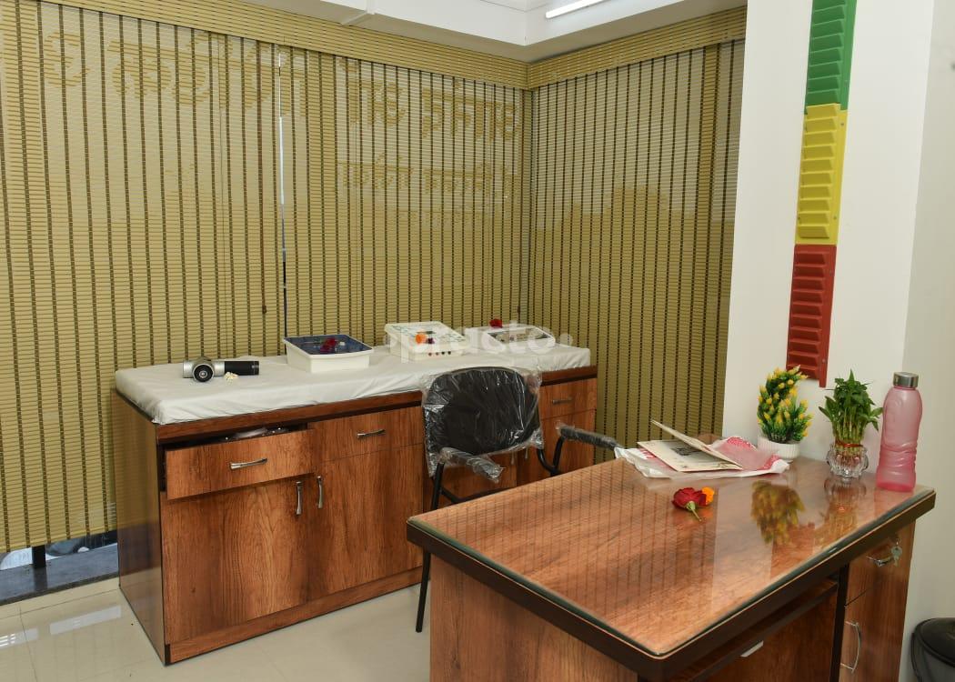 Consultation Room at Anand Orthopedic & Physiotherapy Center Moshi Pune