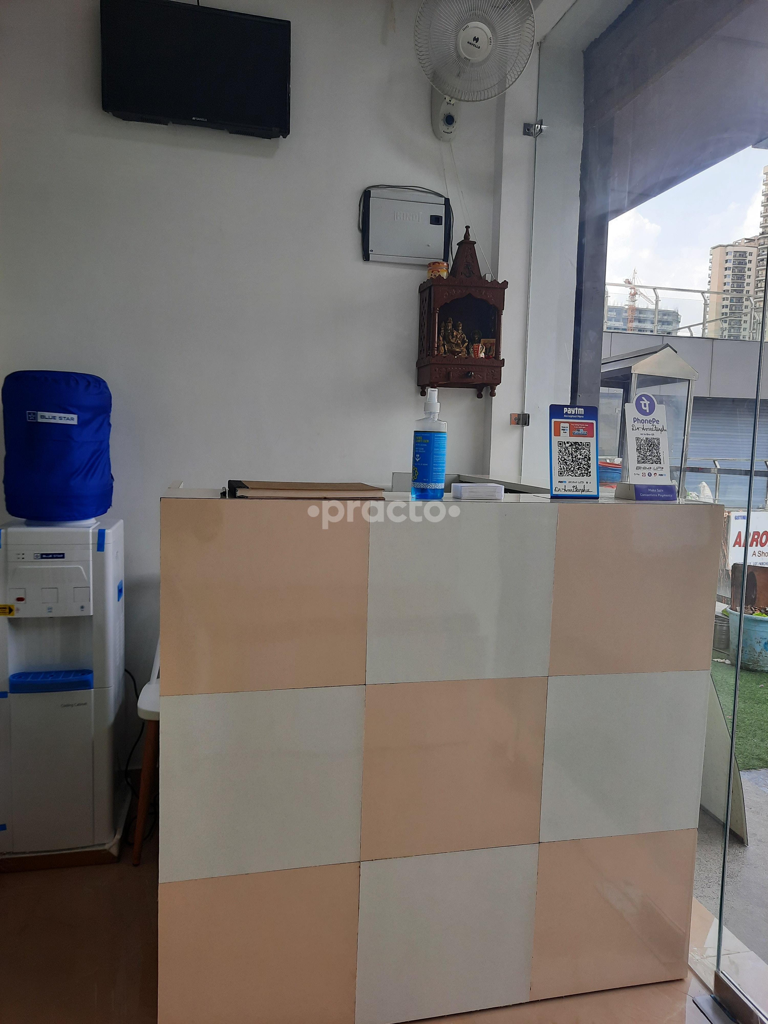 Reception Area at Shavi's Dental Care Sector 75 Noida