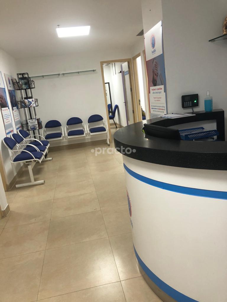 Reception Area at Buddhi Clinic Ramnagar Coimbatore