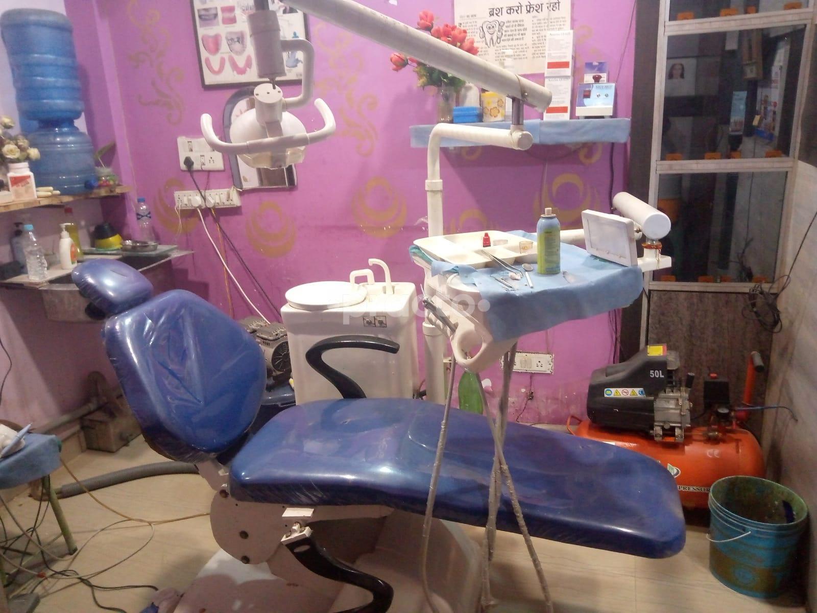 Consultation Room at Siddhi Vinayak Dental Clinic Indira Nagar Lucknow