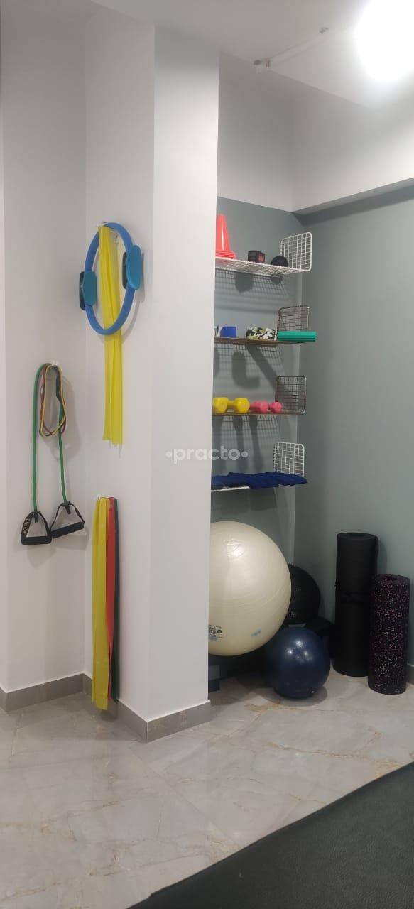 Complete Care Physiotherapy Vileparle West Mumbai