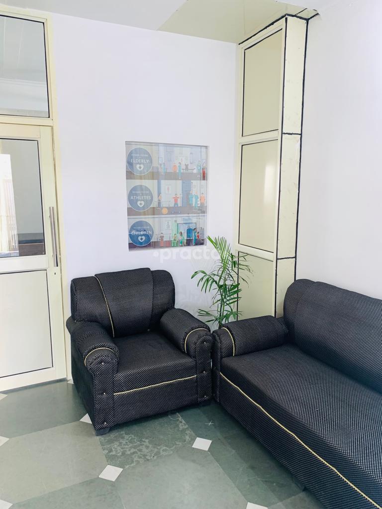 Waiting Area at The India Physio Gurgaon Sector 57 Gurgaon