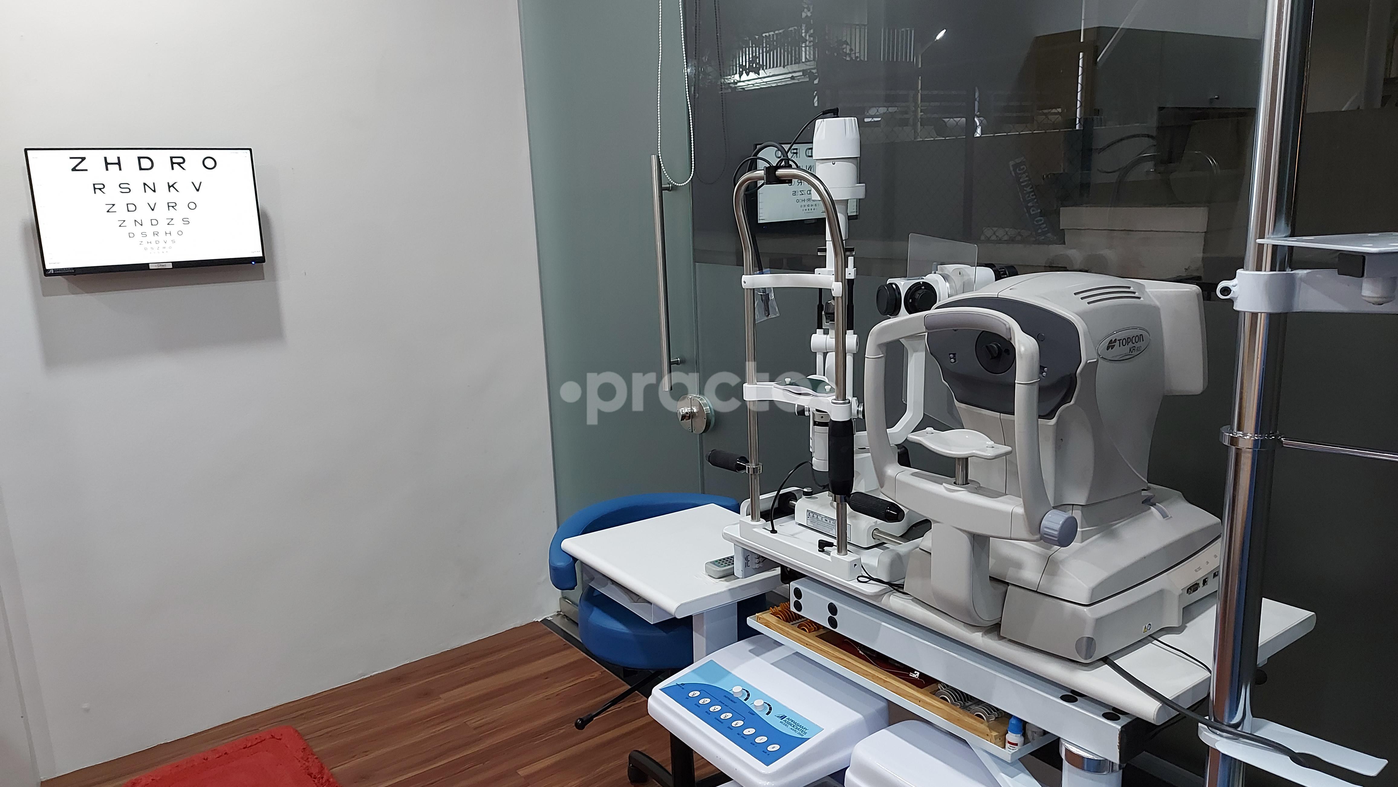 Equipment Area at Eye Plus Clinic Baner Pune
