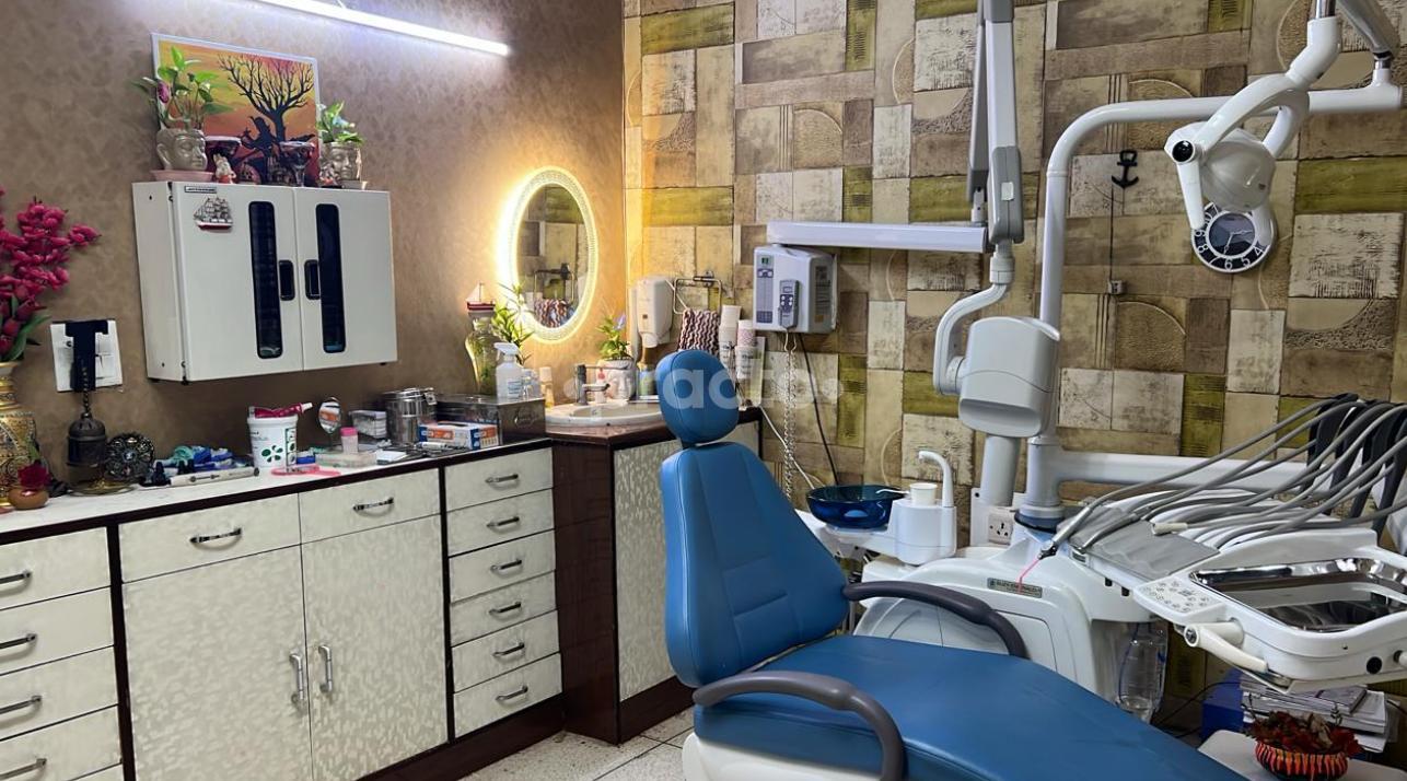 Aastha Dental Centre GTB Nagar Delhi