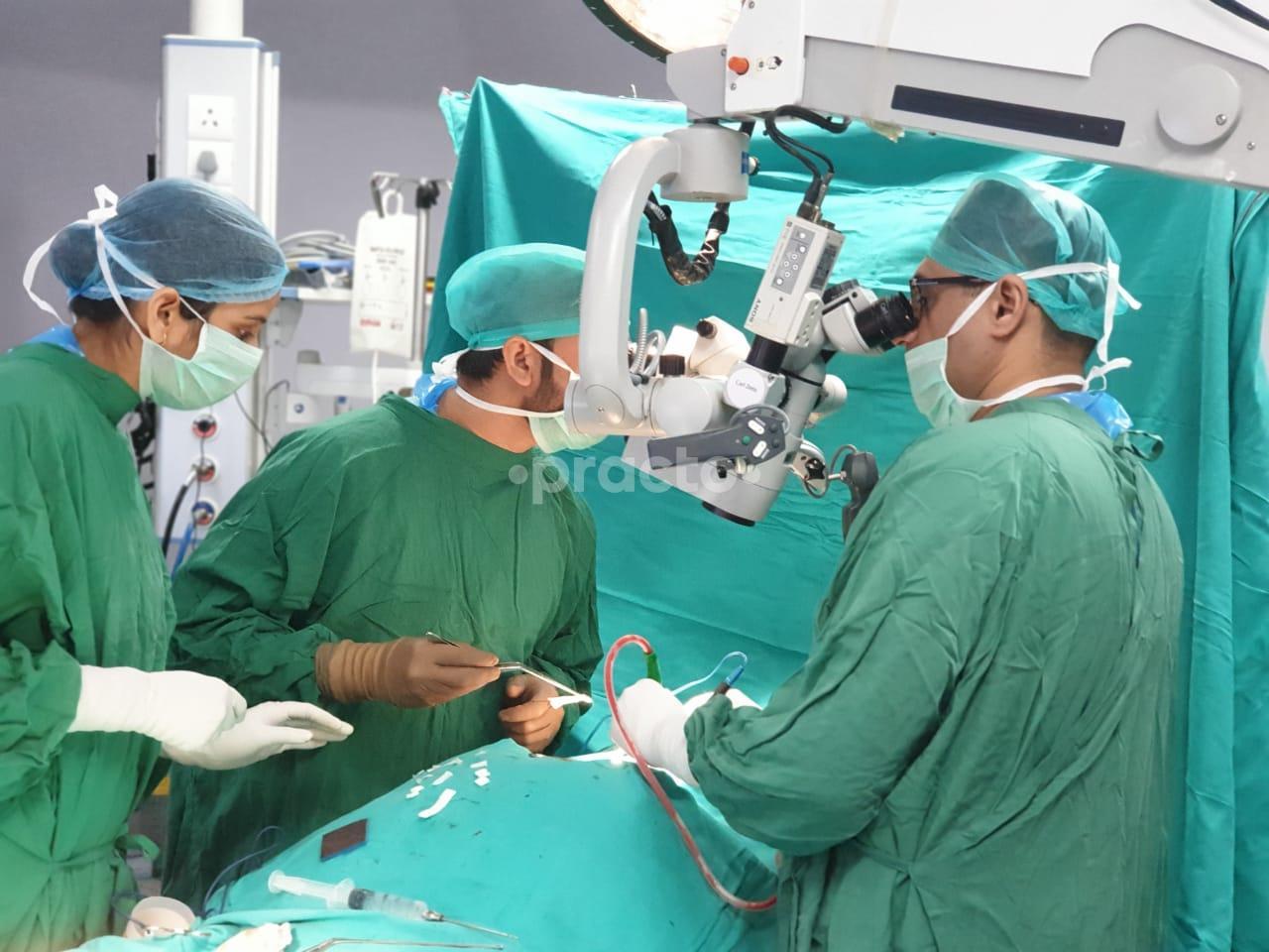 Maxx Gynae and Neuro Clinic Gurgaon Sector 65 Gurgaon