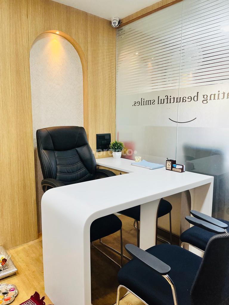 Consultation Room at Gadewar Dental Clinic Pratap Nagar Nagpur