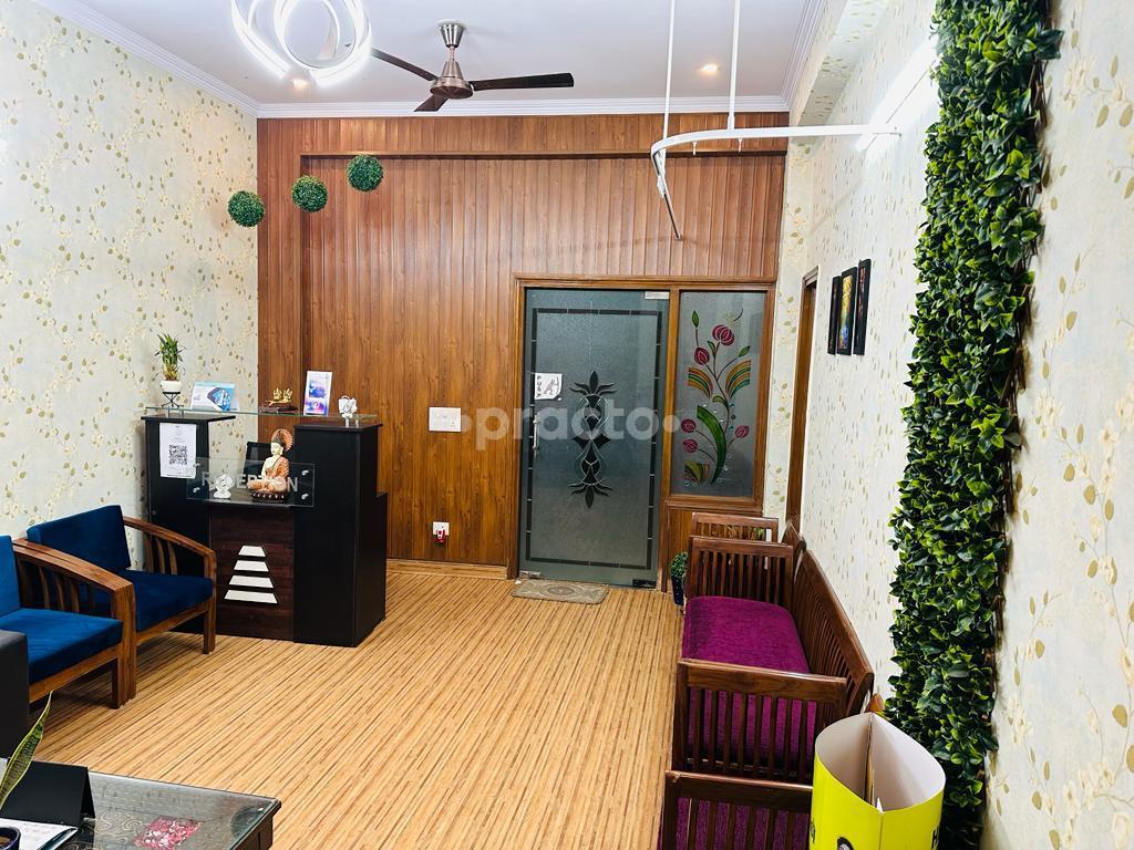 Waiting Area at Aaradhya Neuro And Gynae Clinic Sector 50 Noida