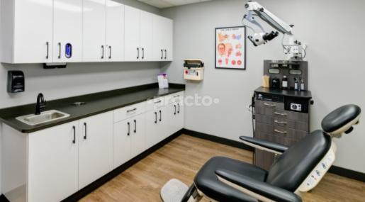 Examination Room at DentO- Med Clinic Wadala Mumbai