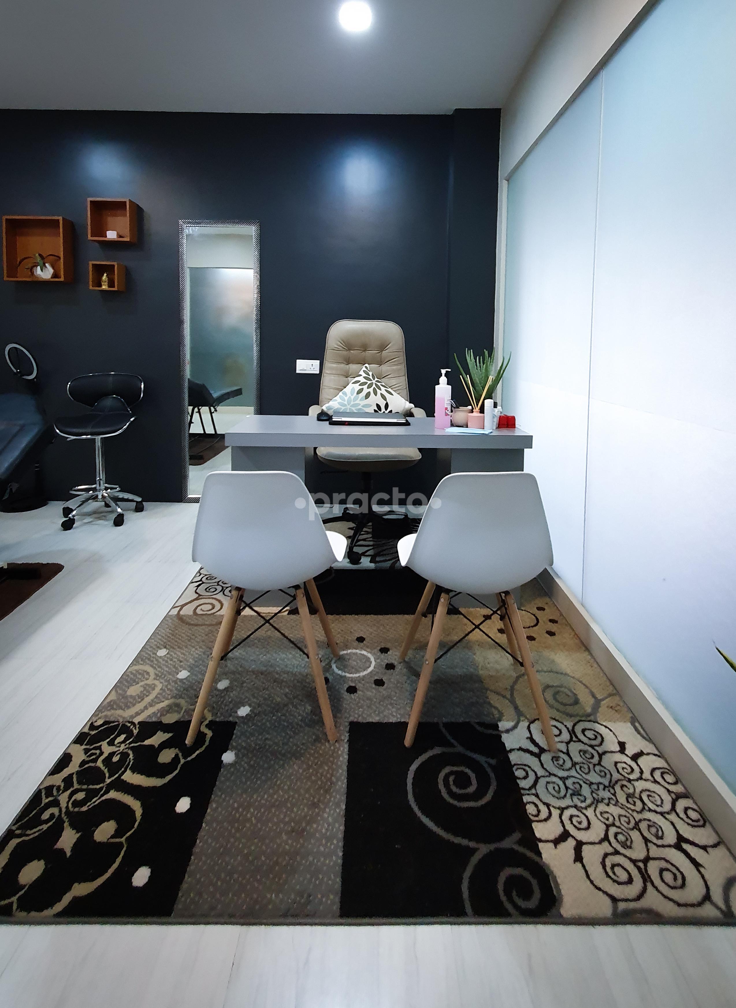Consultation Room at Dr. Ash's Aesthetics Skin & Hair Cosmetic Clinic Calicut Medical College Kozhikode