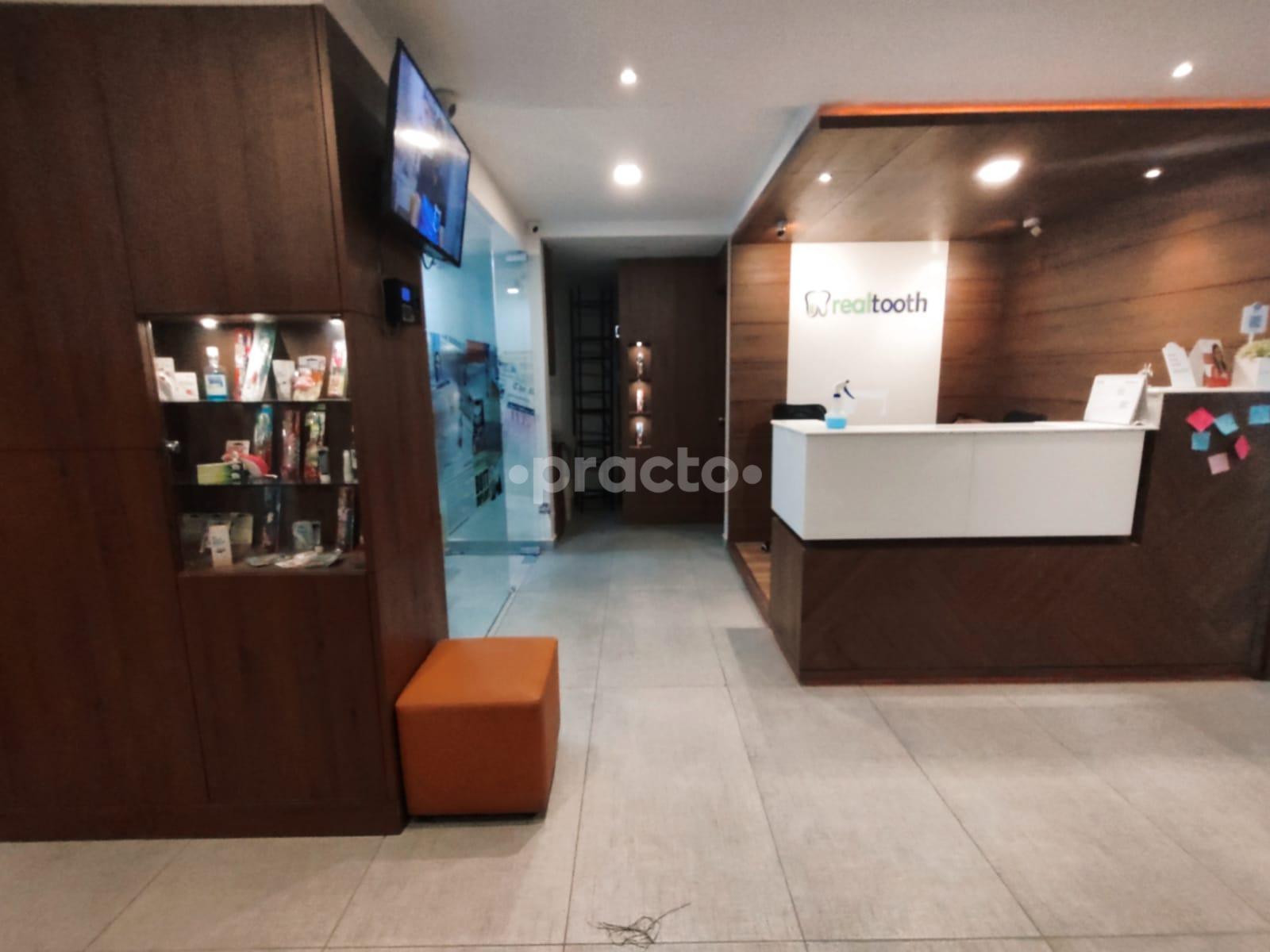 Reception Area at Realtooth Dental Clinic Aliganj Lucknow