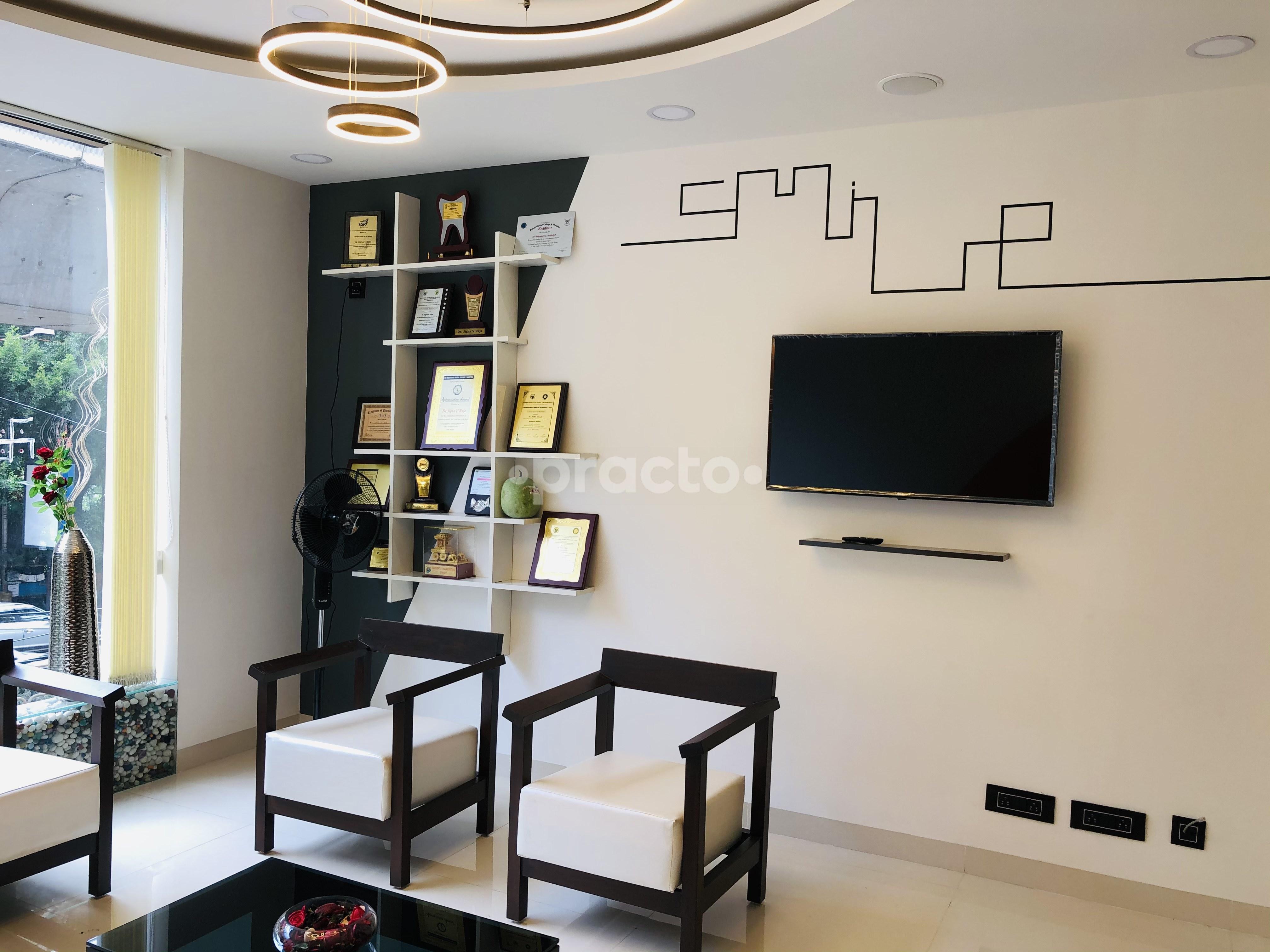 Reception Area at JP Dental Clinic Jayanagar 8 Block Bangalore