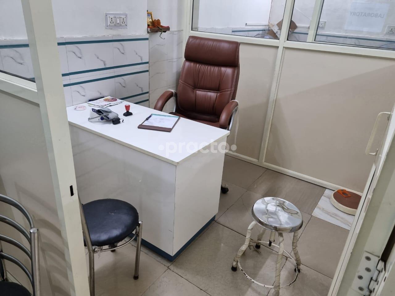 Consultation Room at Atulya Multispeciality Clinic Dwarka Sector 17 Delhi