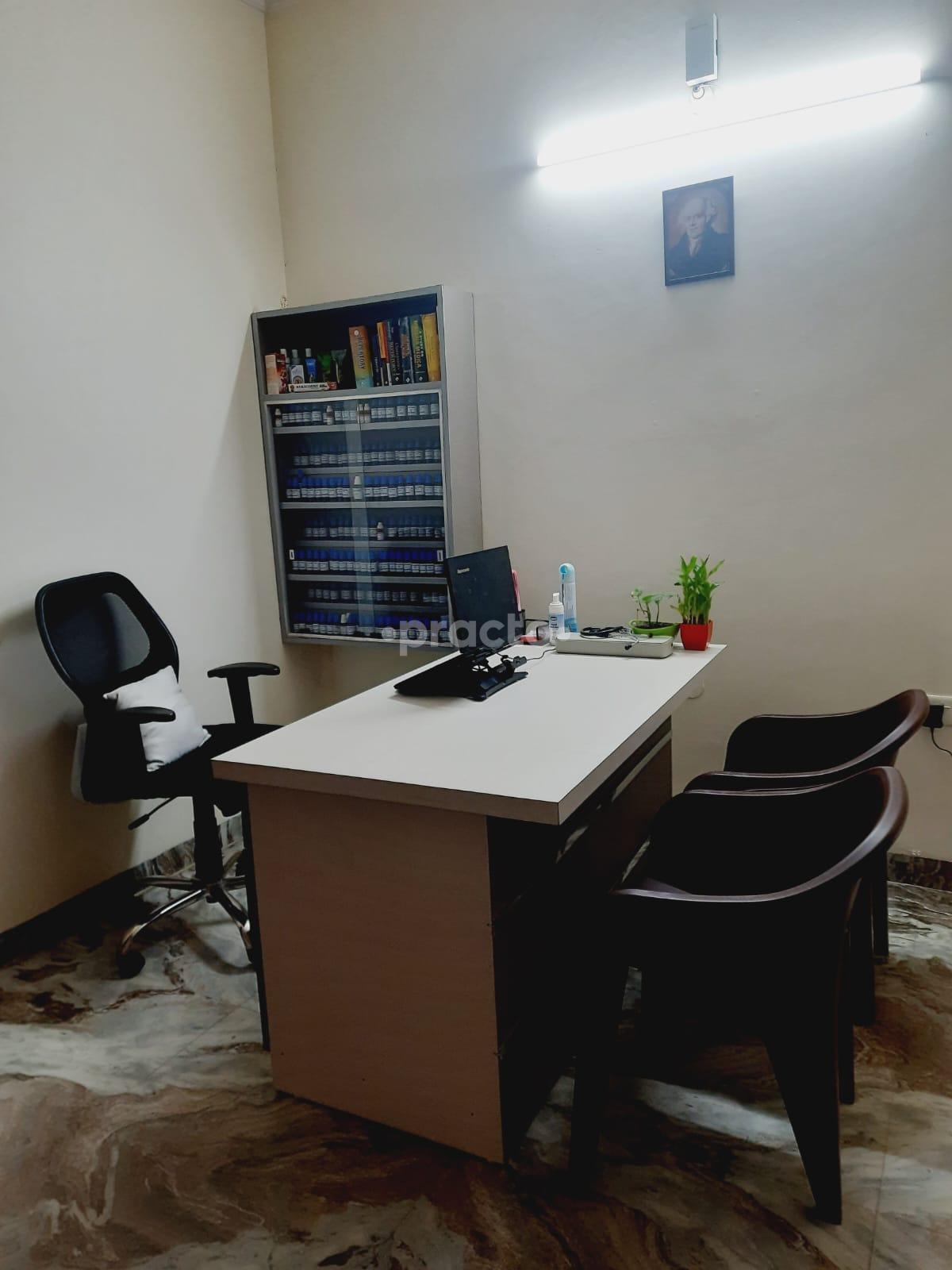 Consultation Room at Vaidyanaath Homoeopathy Clinic Gurgaon Sector 56 Gurgaon