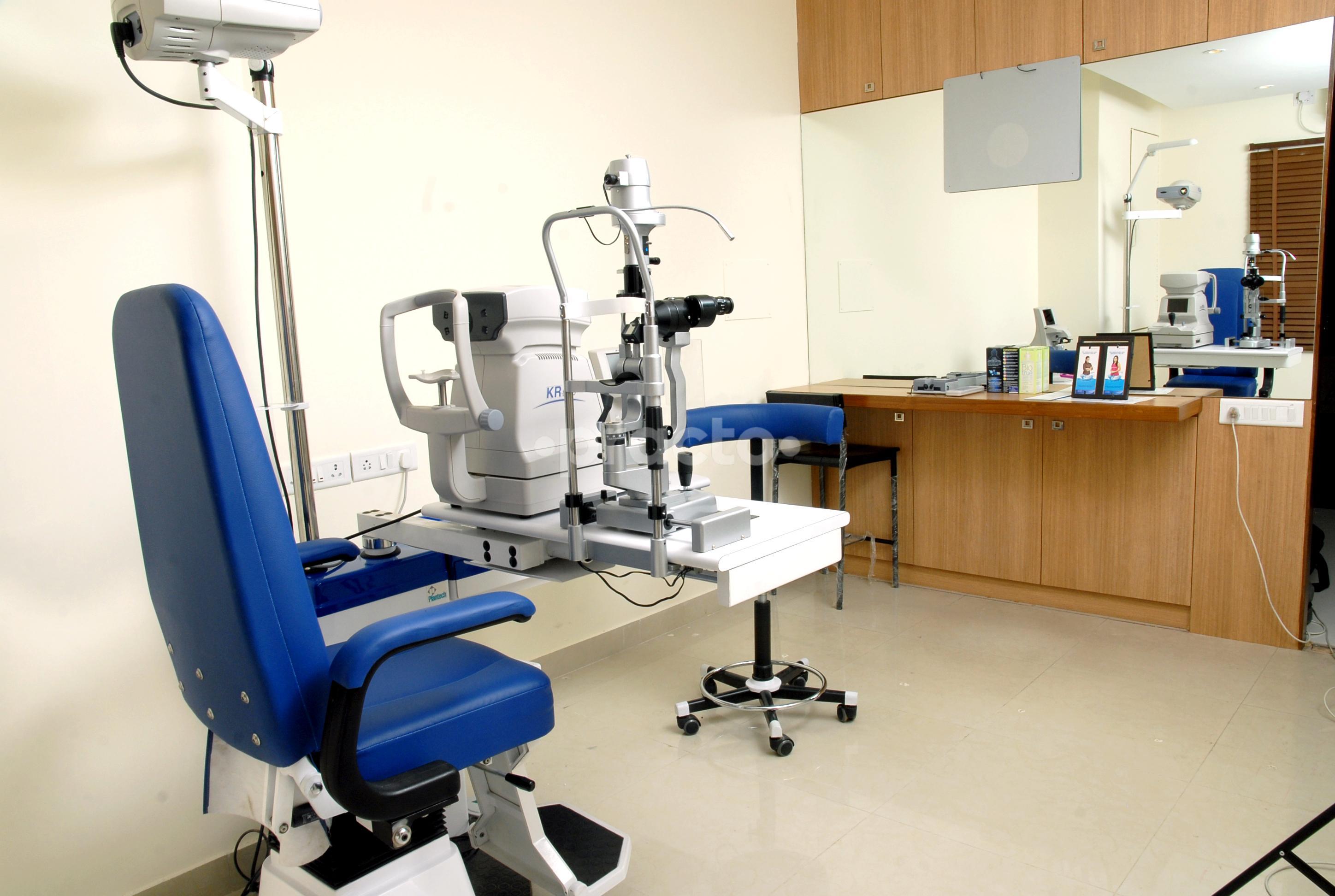 Testing Area at S.R. Gopal Rao Opticians & Optometrists Jayanagar 3 Block Bangalore
