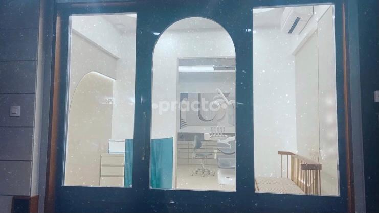 Outside Area at Dental Wellness Colaba Mumbai