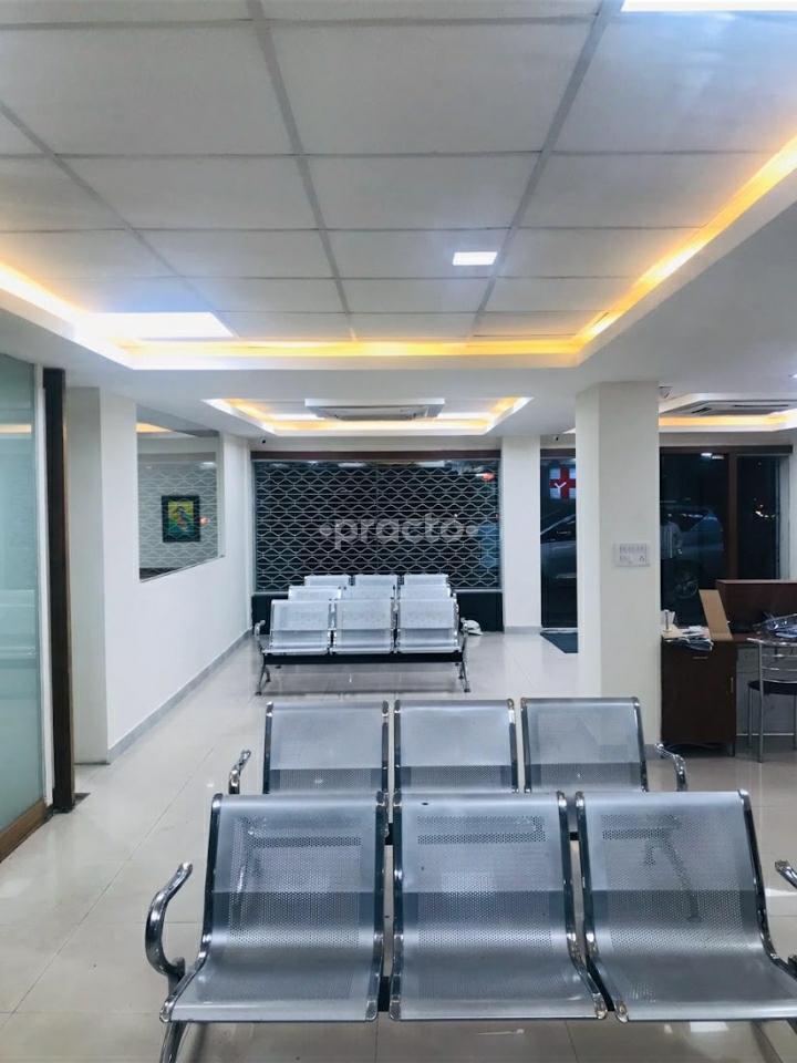 Waiting Area at Dr. Digest Advanced Gastro And Cancer Care Dickenson Road Bangalore