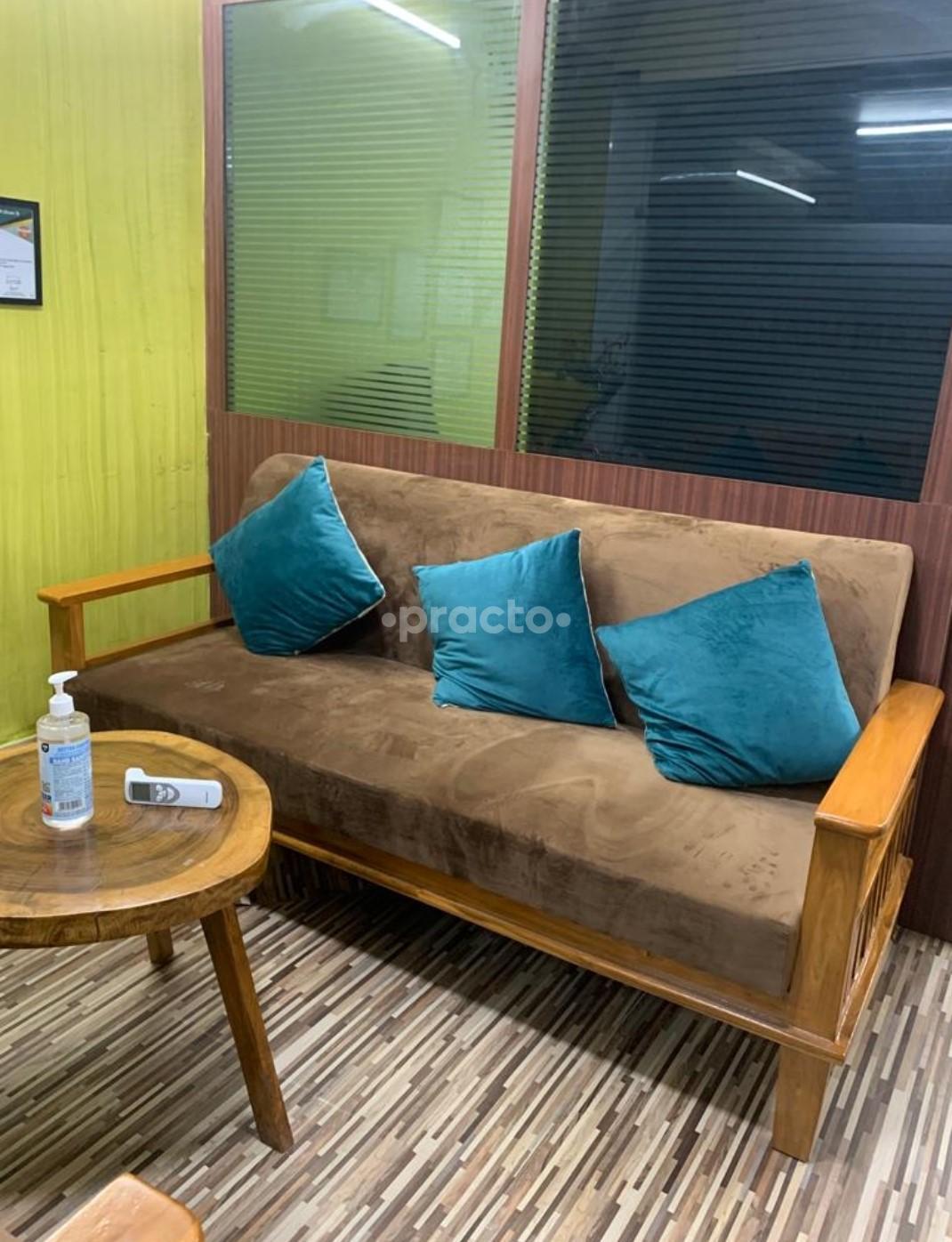 Waiting Area at EndoDental Indirapuram Ghaziabad