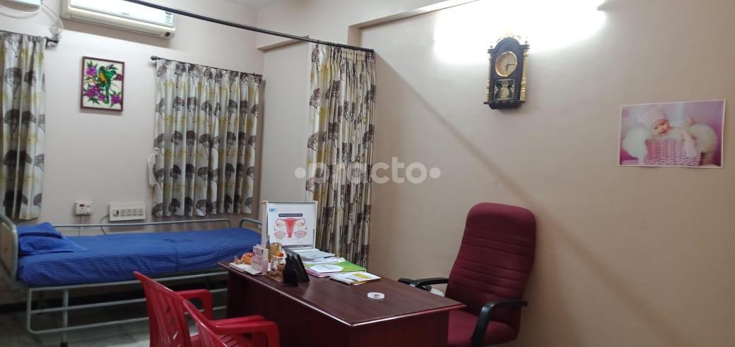 Consultation Room at Dr. Deepa's  Womens Clinic Ramanathapuram Coimbatore