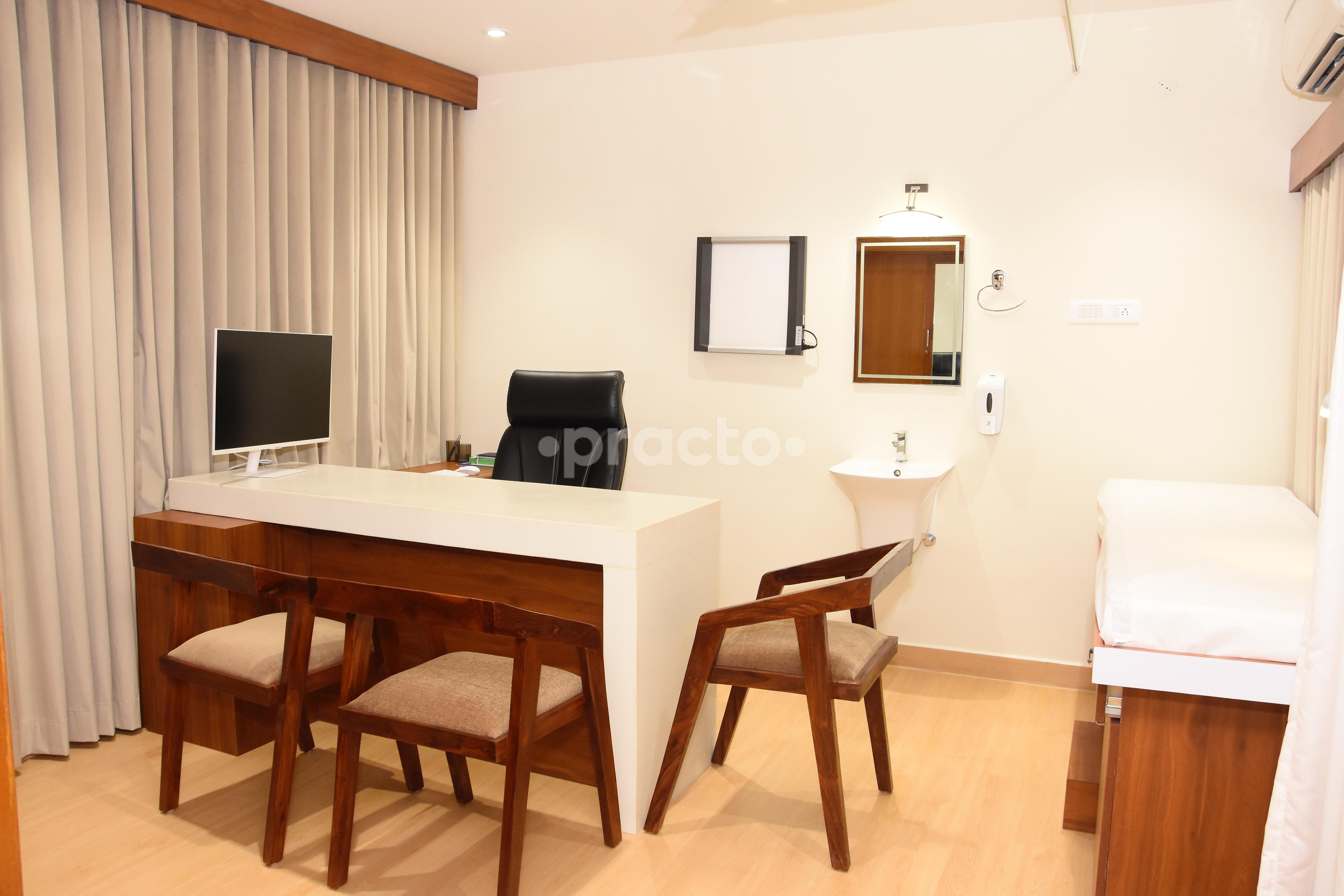 Consultation Room at Portal Triad Clinic Nungambakkam Chennai