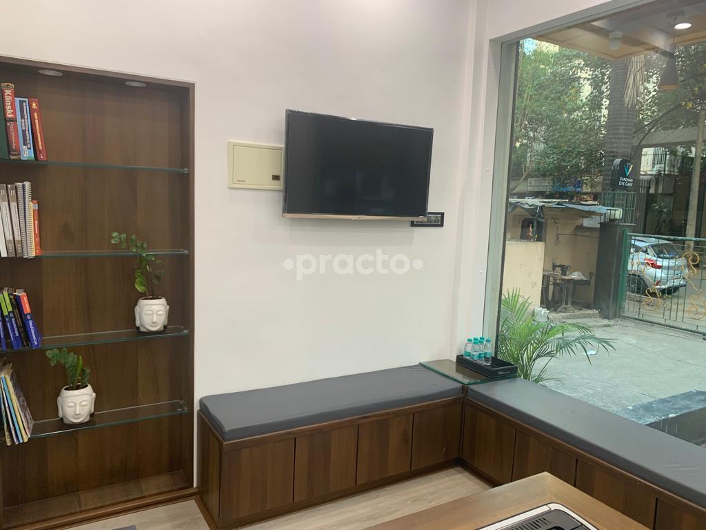 Waiting Area at Vardhan Eye Care Chembur East Mumbai
