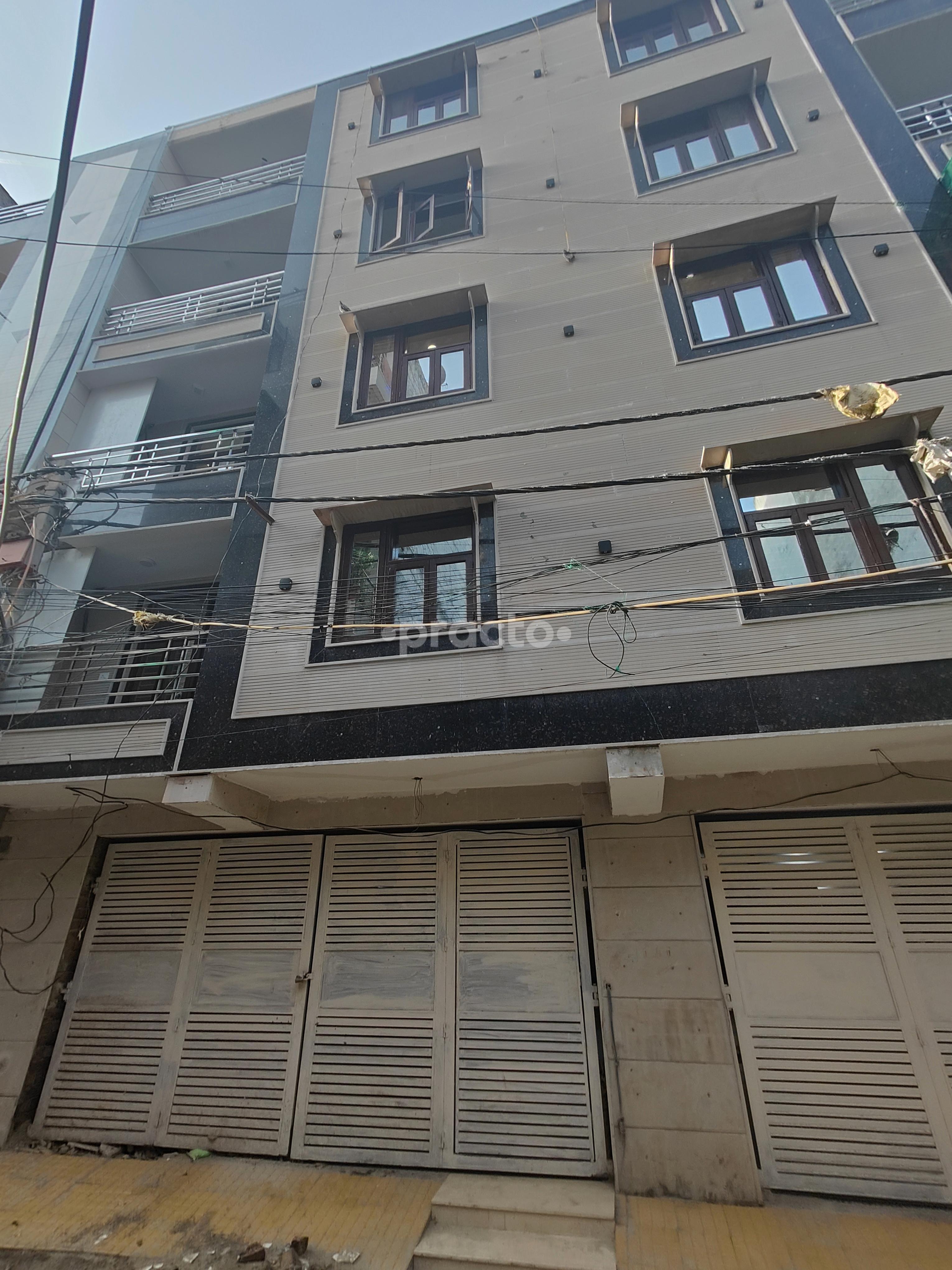 Outside Area at Sambhav Clinics Uttam Nagar Delhi