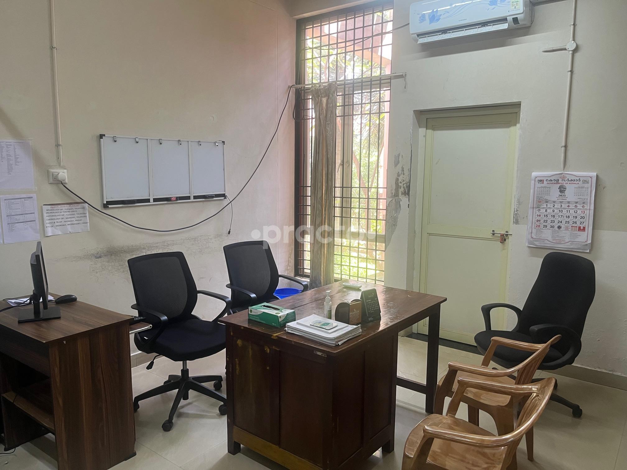 Consultation Room at Sunshine Cancer Care HMT Kalamassery Ernakulam