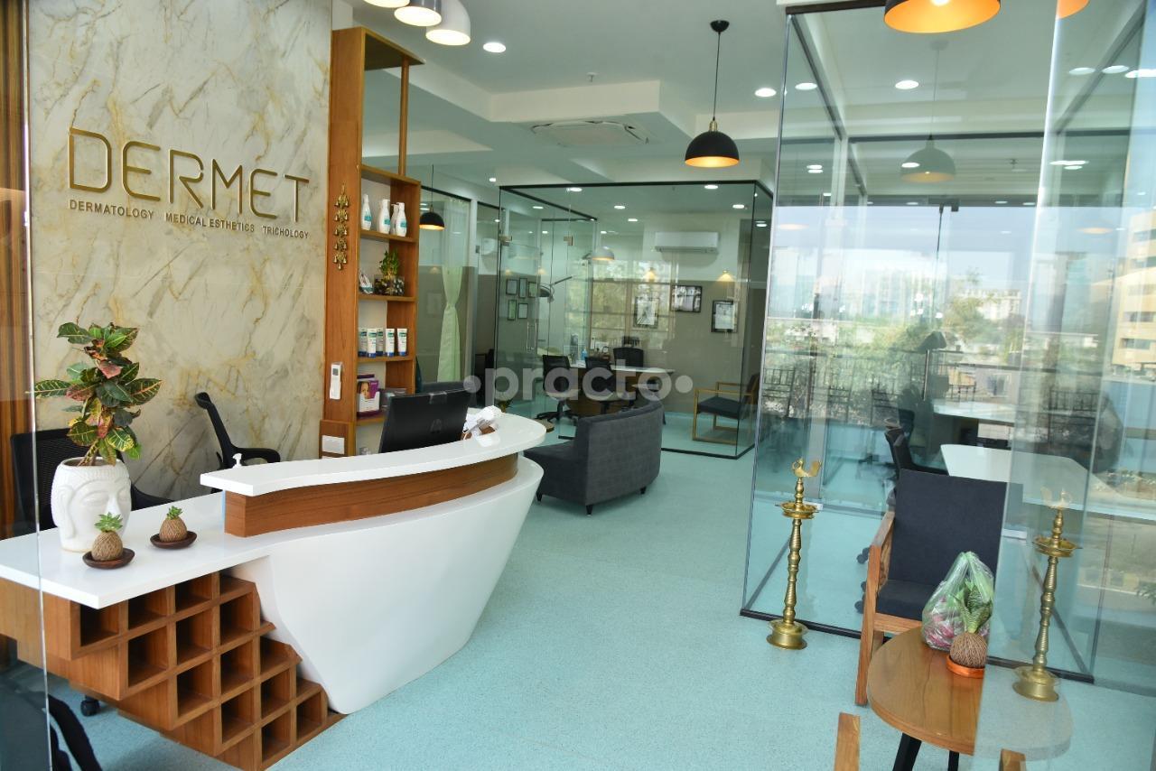 Dermet Clinic Bodakdev Ahmedabad