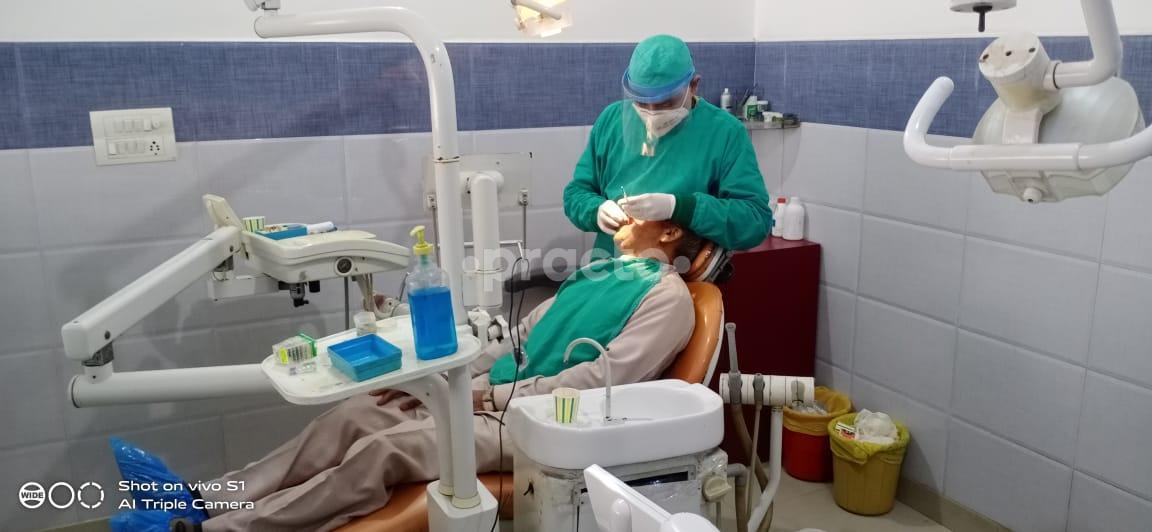 Consultation Room at Usha Dental Clinic Modi Nagar Ghaziabad