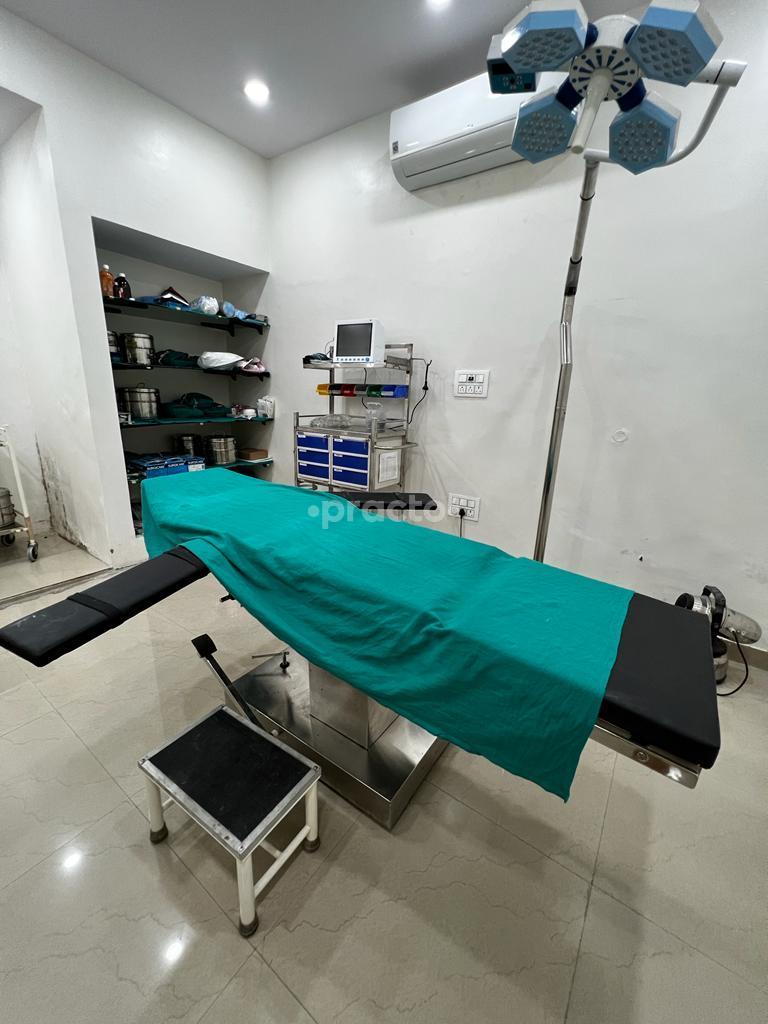 The Doctor's Nesst Vikas Puri Delhi