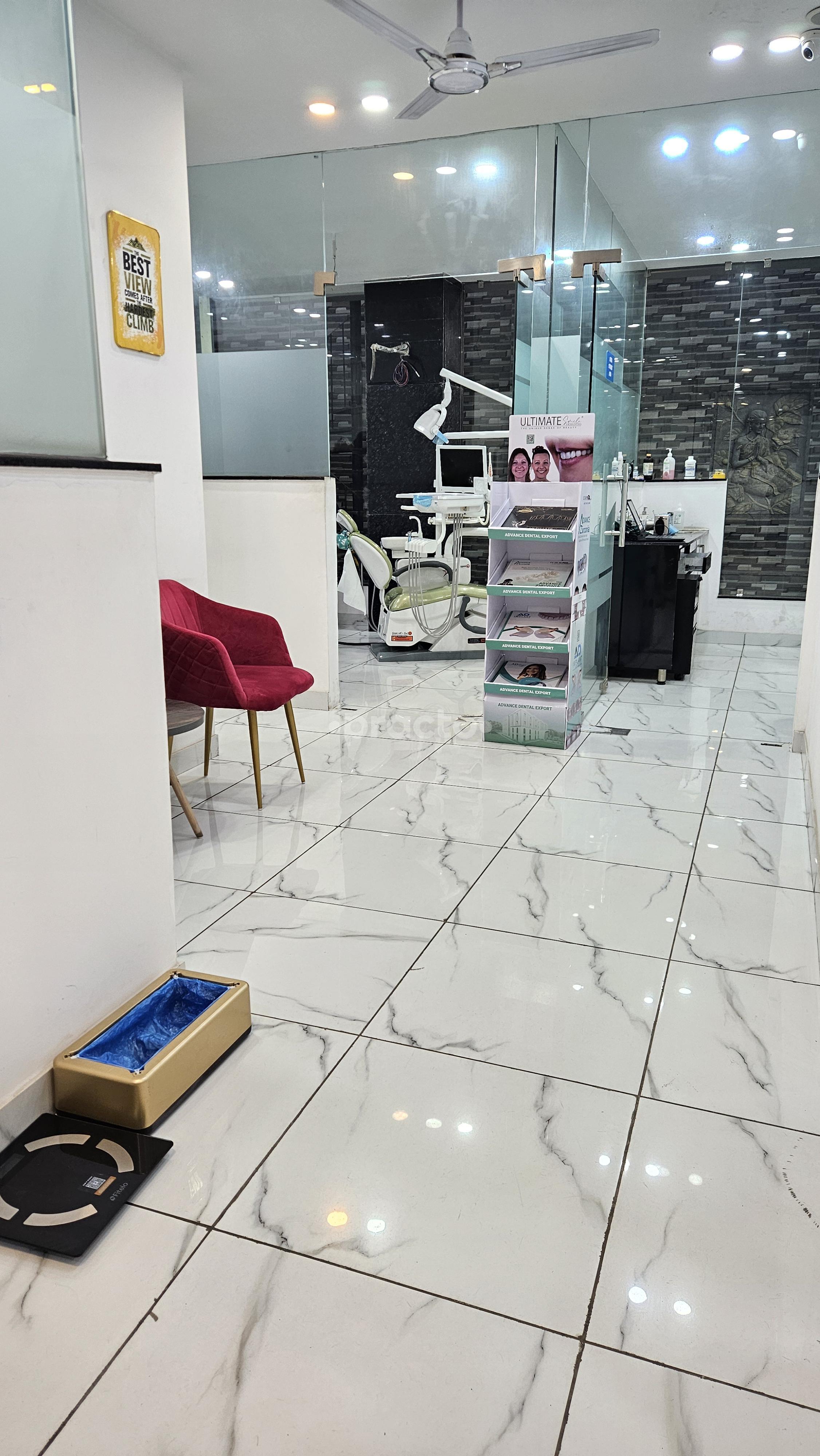Waiting Area at EXL Dentist DLF Phase IV Gurgaon