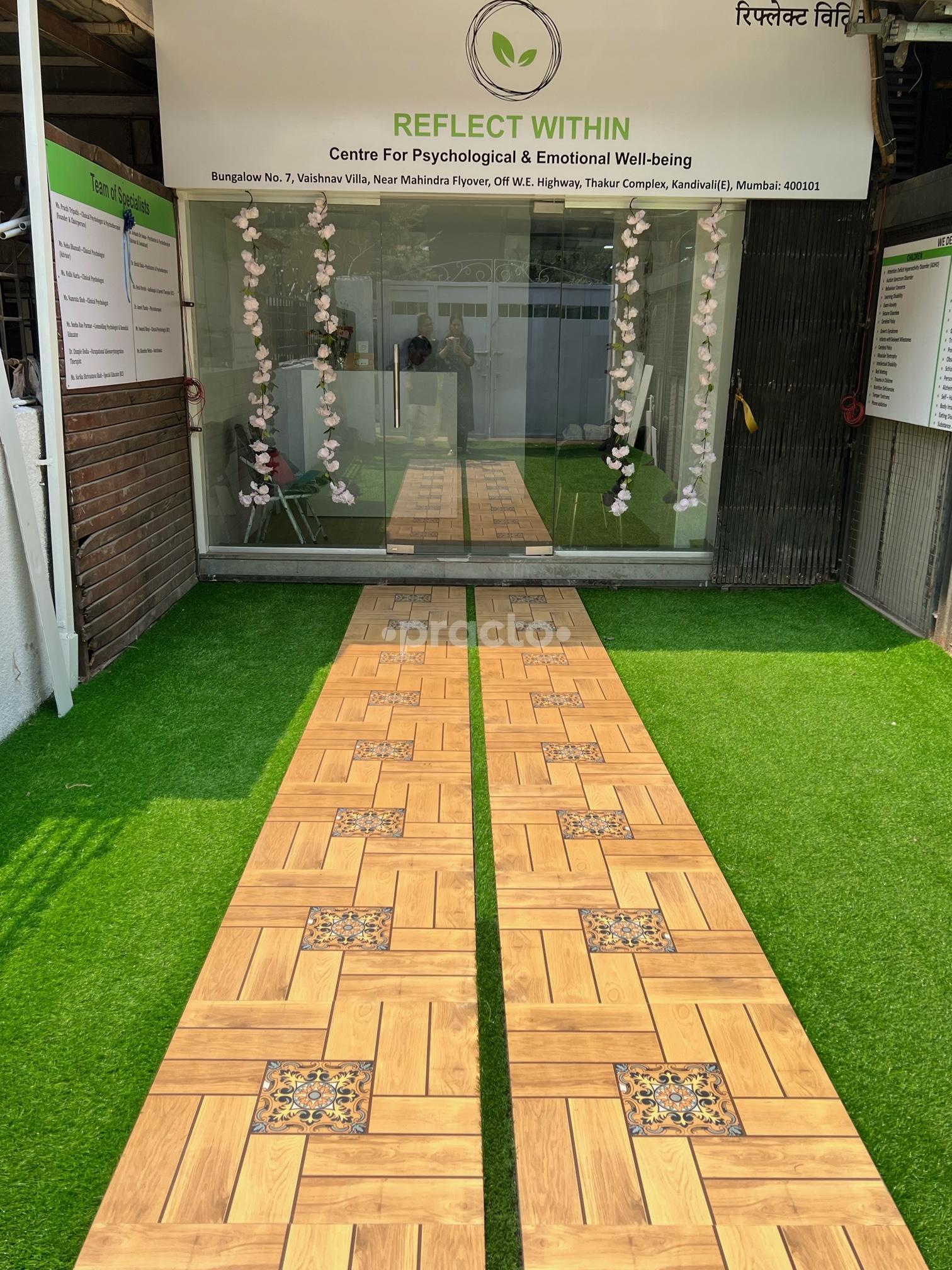 Entrance at Reflect Within Kandivali East Mumbai