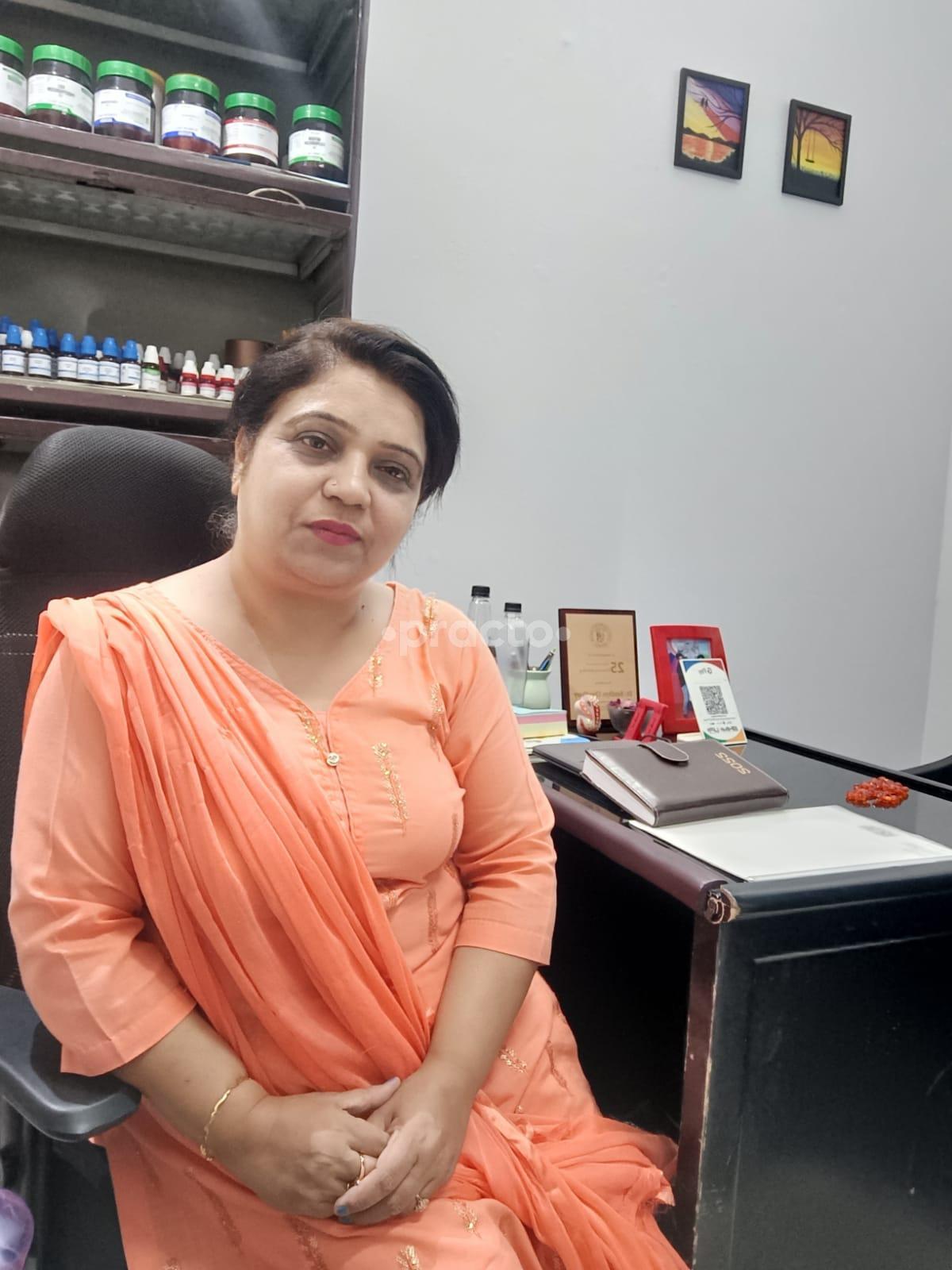 Consultation Room at Sandhya Homoeopathy Palam Vihar Gurgaon