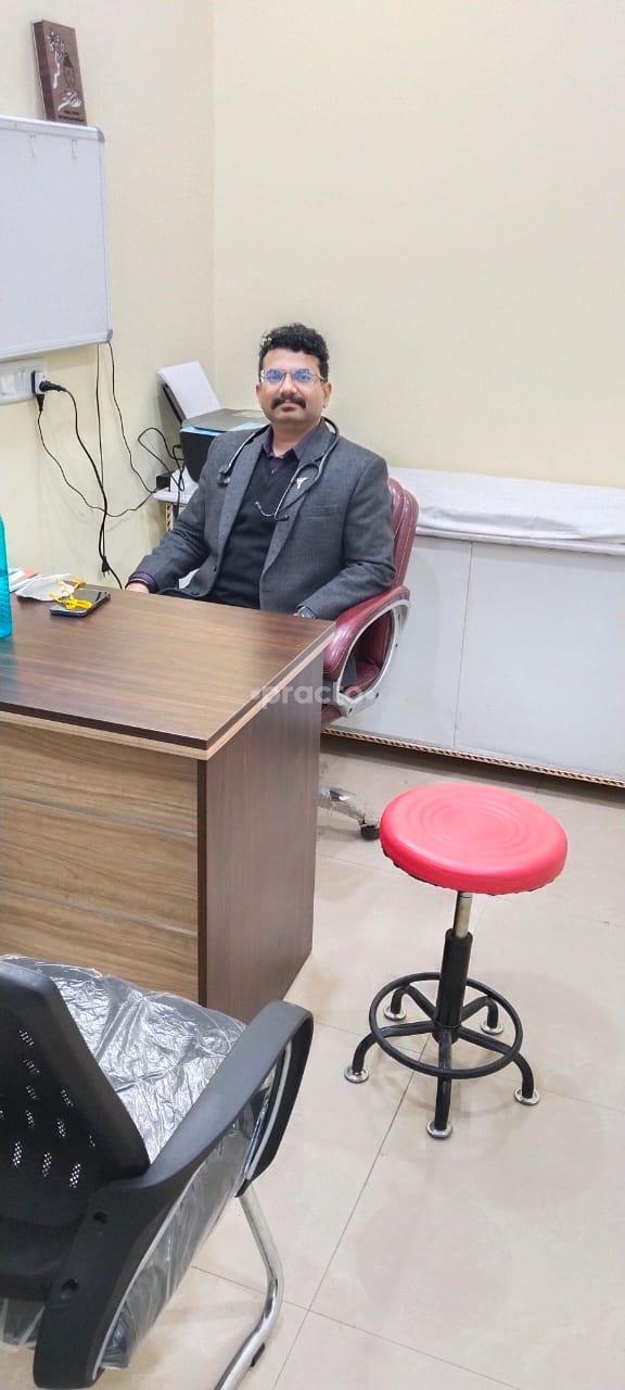 Consultation Room at DSJ Health Care Sector 75 Noida