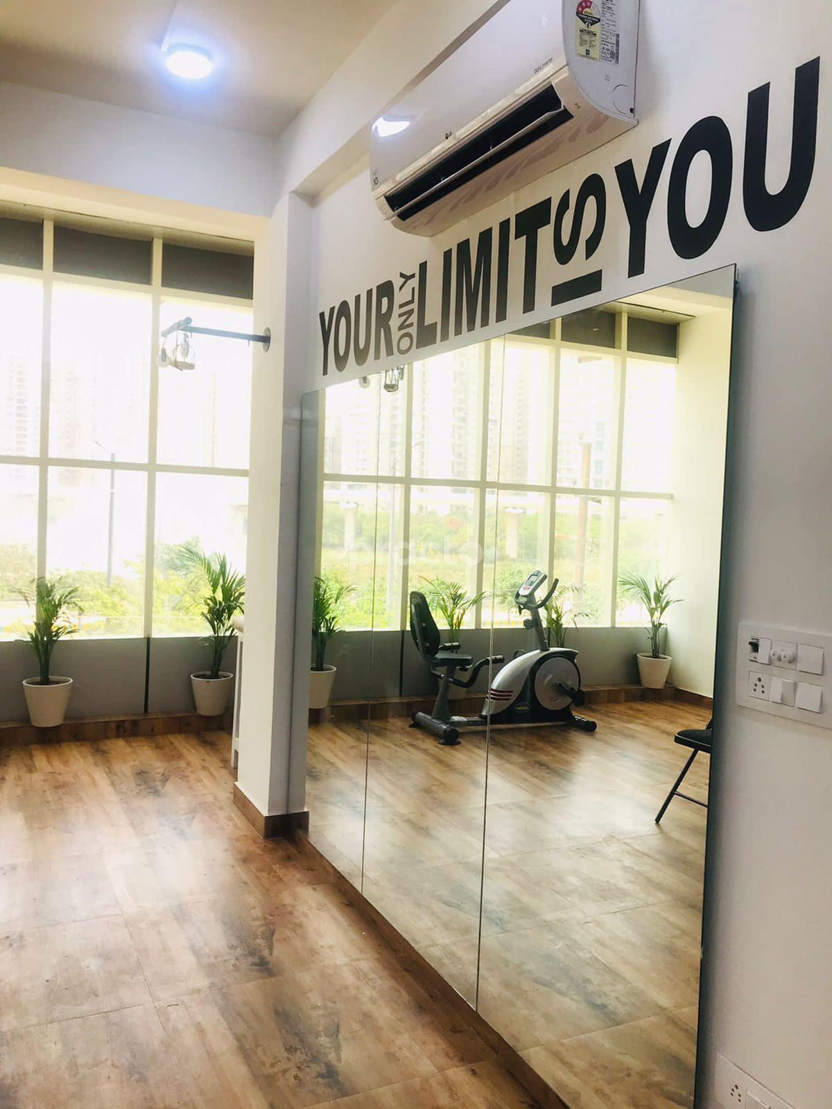 Exercise Area 1 at Nesta Physiotherapy and Rehab Sector 49 Noida