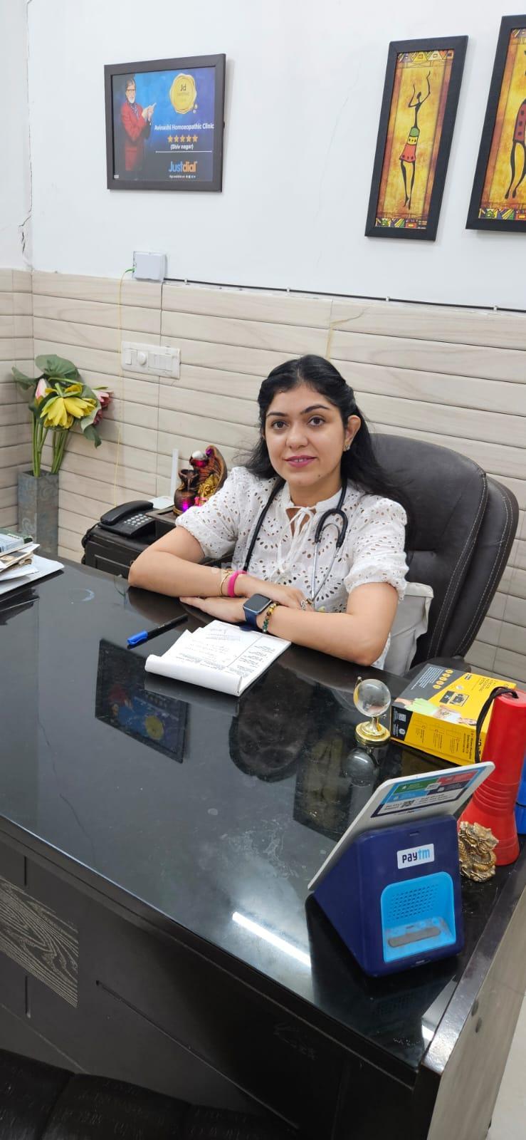 Consultation Room at Avinashi Homoeopathic Clinic Shiv Nagar Delhi