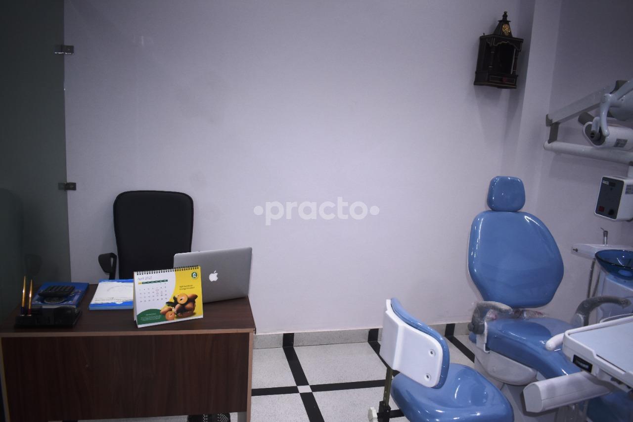 Reception Area at Advika Multispeciality Dental Clinic and Diabetic Clinic Sector 121 Noida