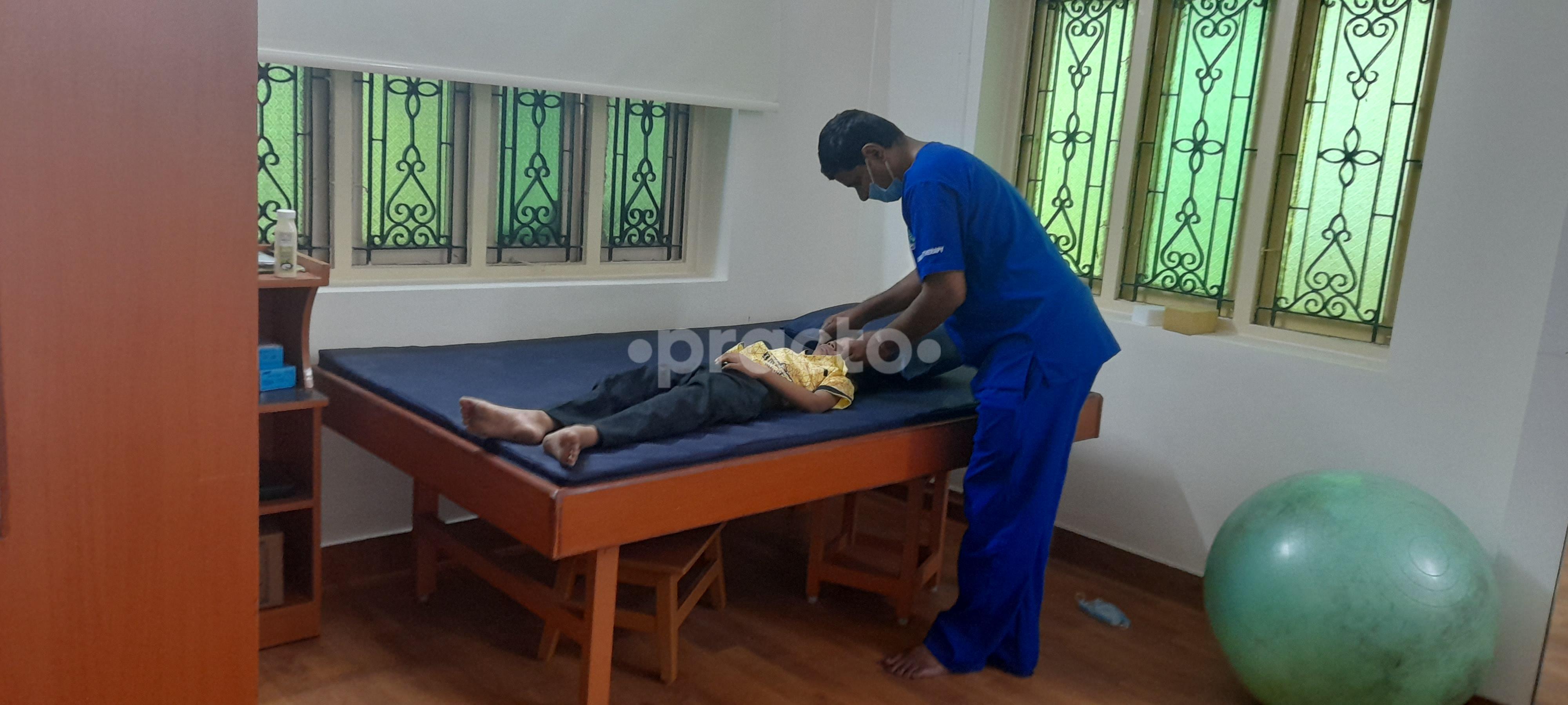 Therapy/Massage Room at SS PHYSIOCARE Valasaravakkam Chennai