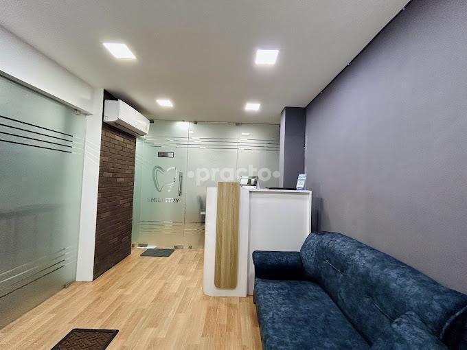 Reception Area at Smilistry Dental Care Kandanchavadi Chennai