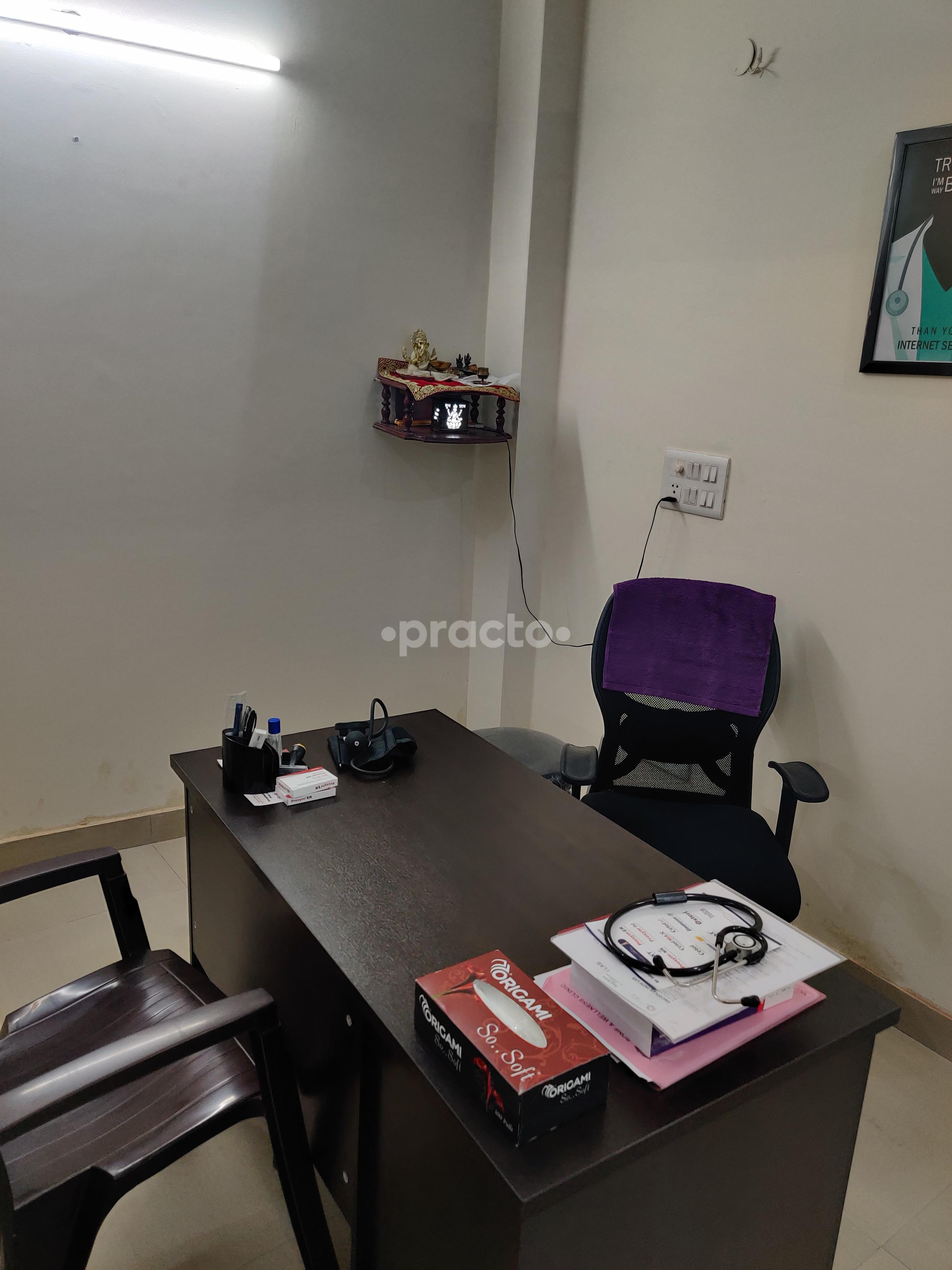 Consultation Room at Bone and Wellness Clinic East Of Kailash Delhi