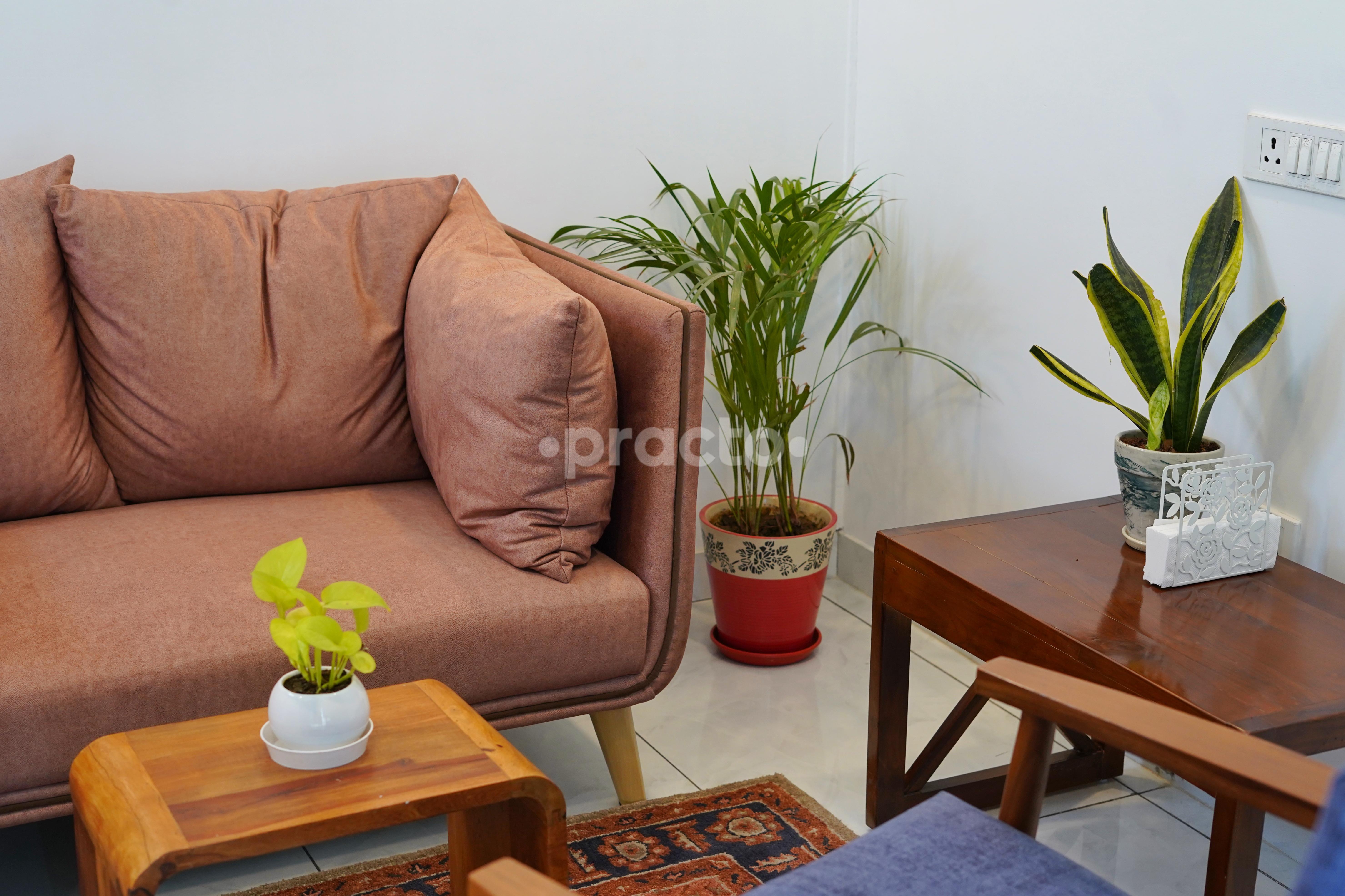 Consultation Room at Metamind Healthcare Sector 49 Noida