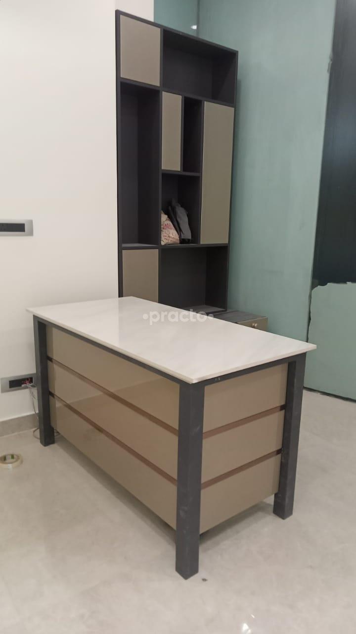 Consultation Room at Skyn Stories By Dr. Meenu Sethi Gurgaon Sector 63 Gurgaon