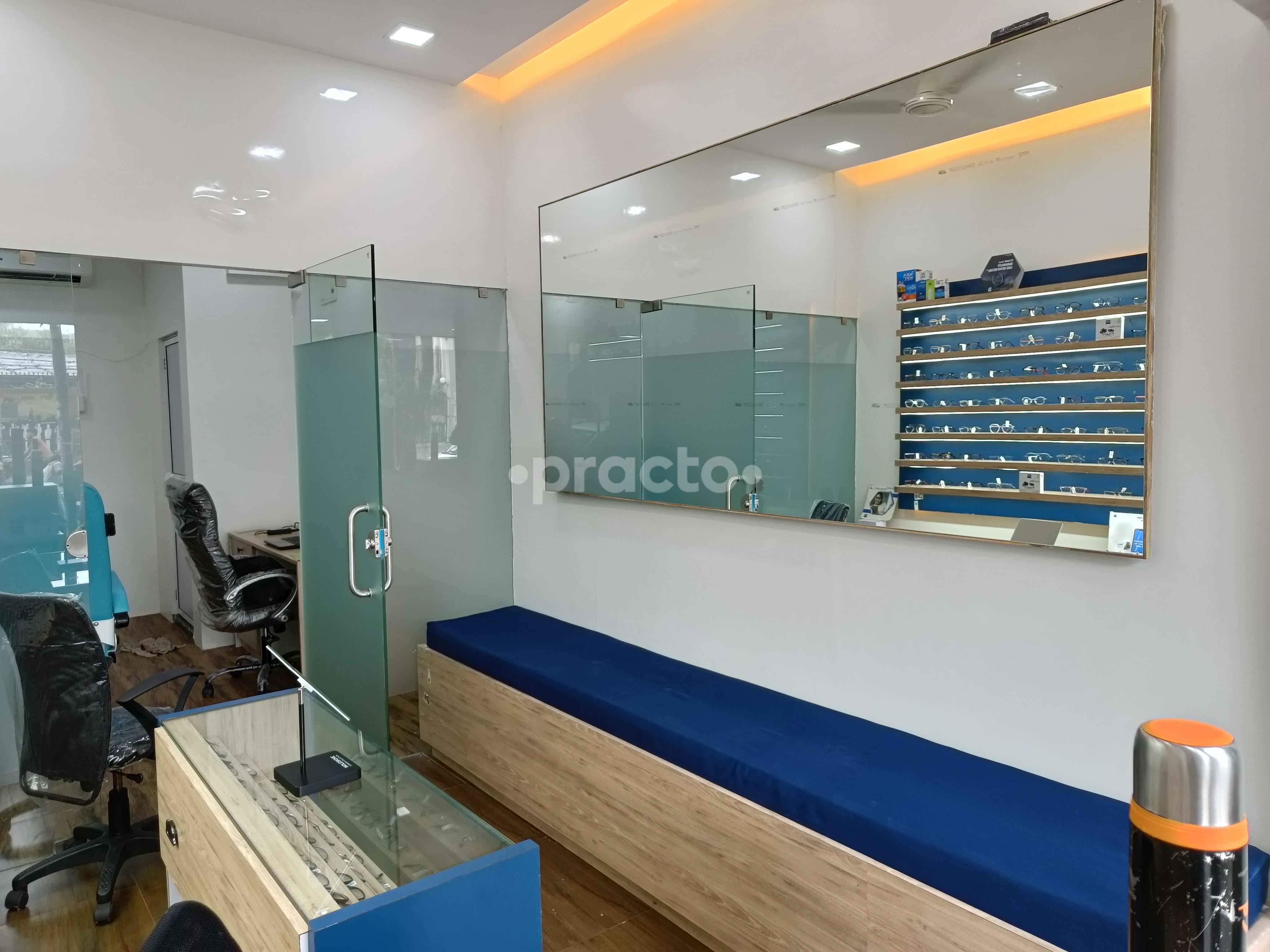 Waiting Area at Aura Eye Care Malad West Mumbai