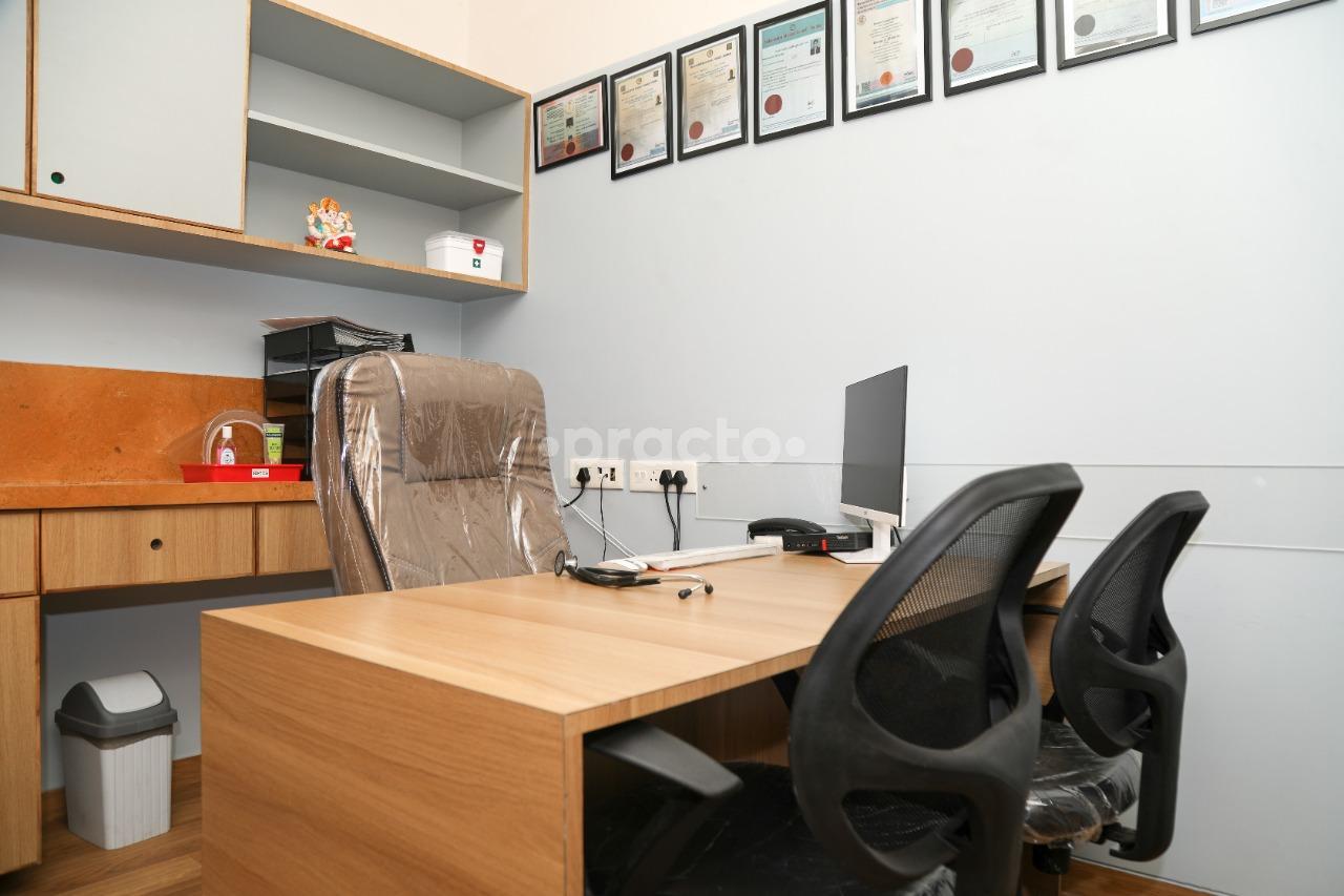 Consultation Room at Star Heart Clinic Nerul Navi Mumbai