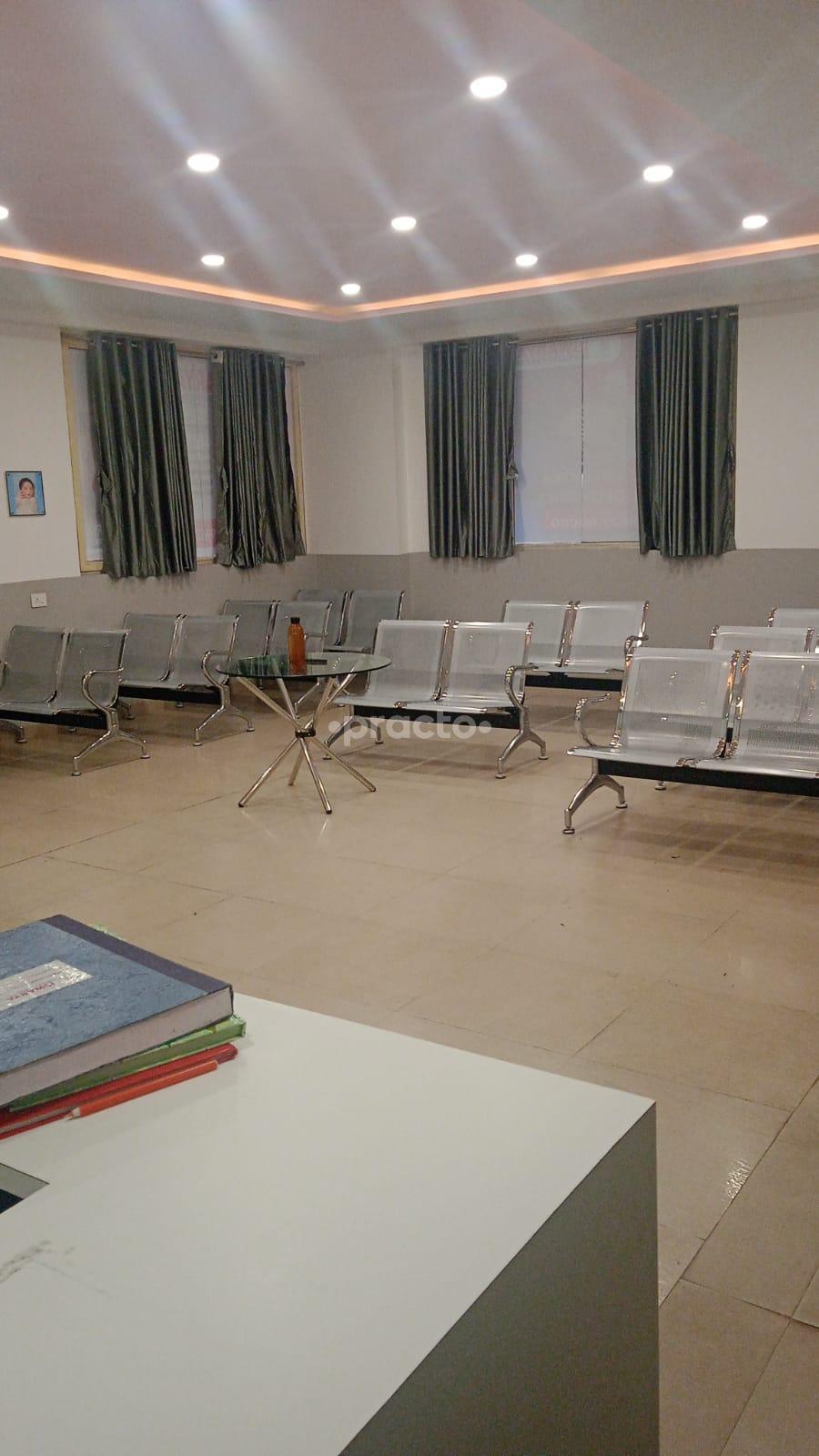 Waiting Area at Iswarya Fertility Center Thane West Thane