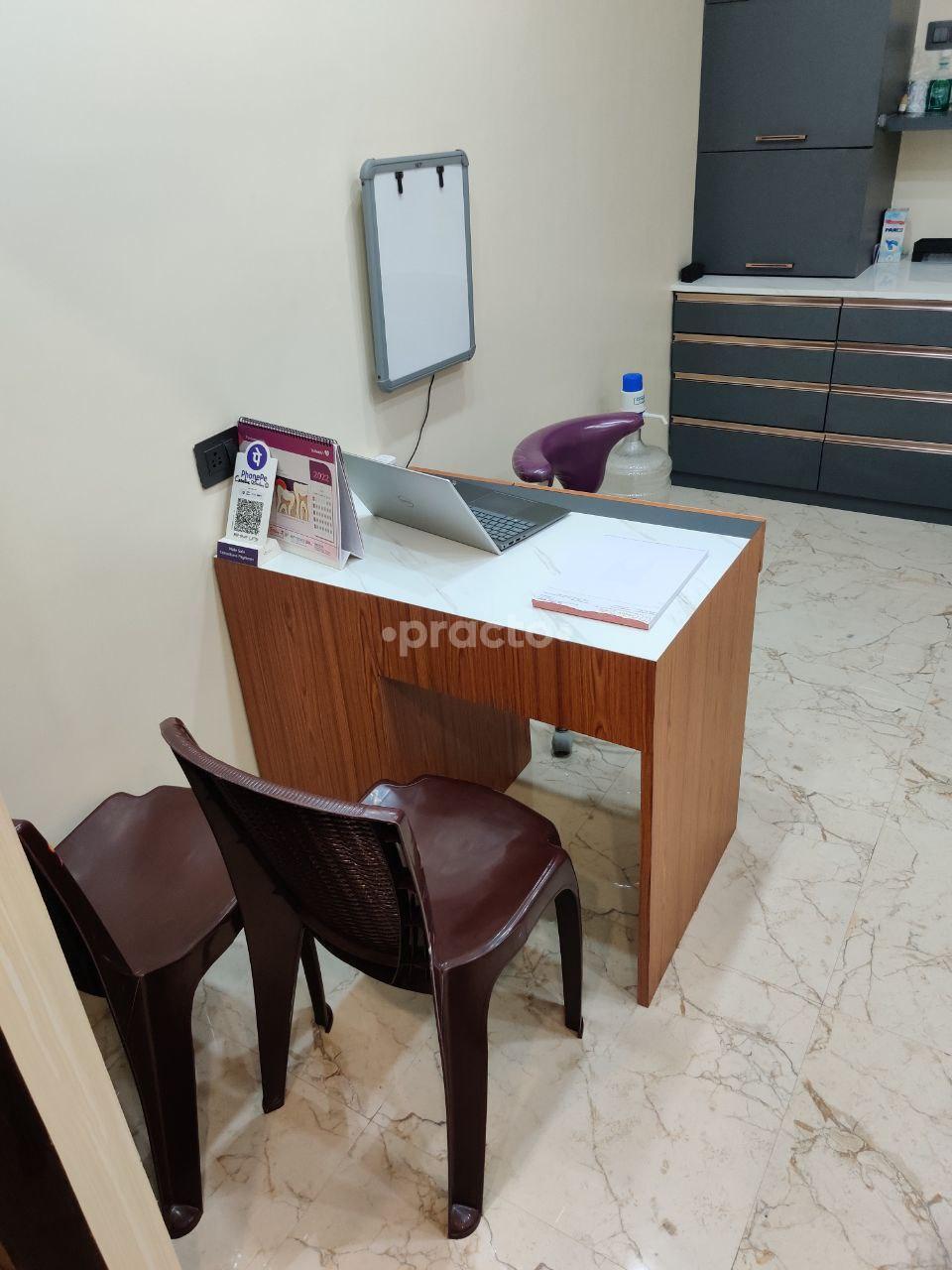 Consultation Room at Creative Smiles Shibpur Howrah