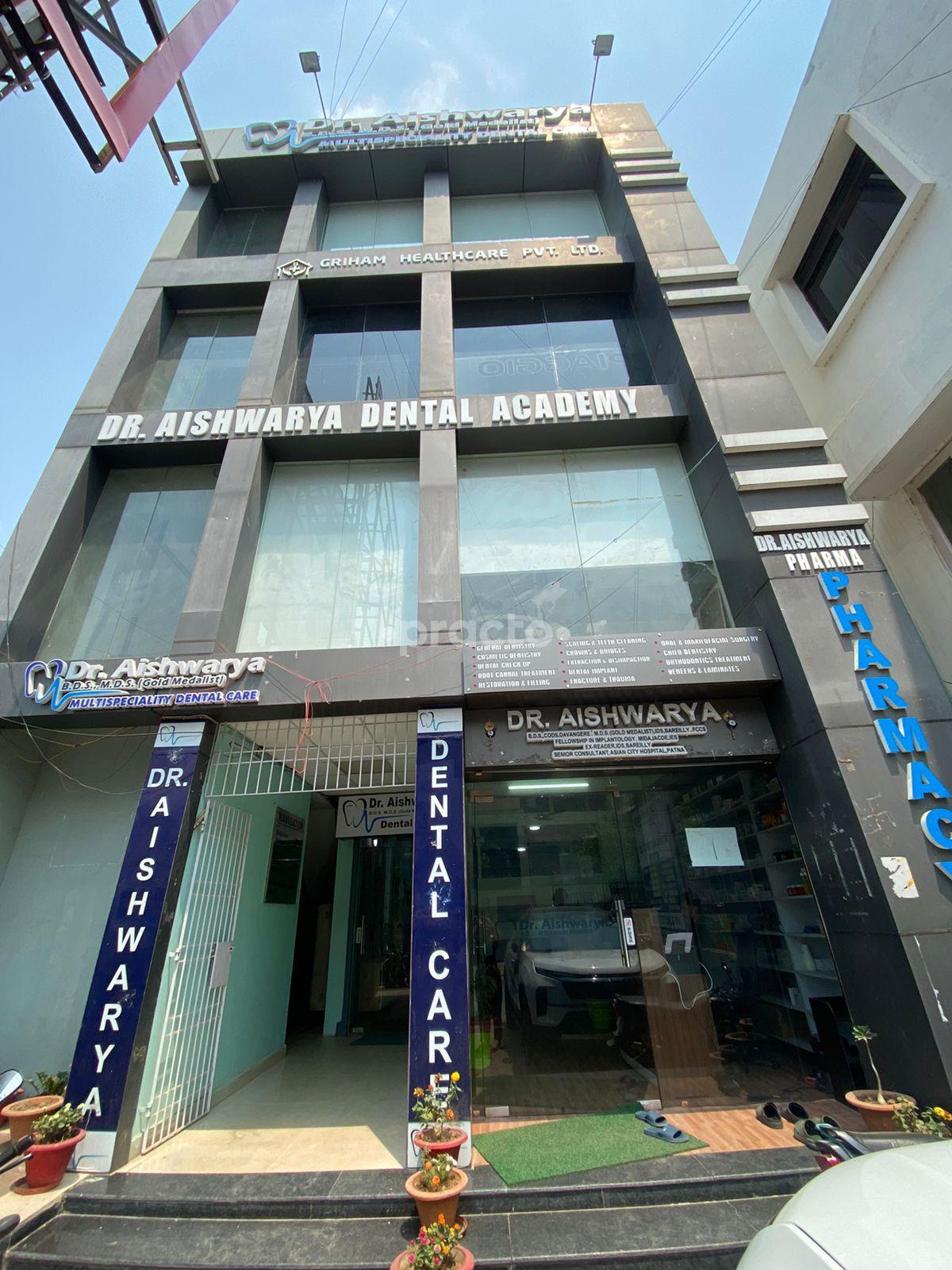 Outside Area at Dr. Aishwarya, B.D.S., M.D.S. (Gold Medalist) Boring Road Patna